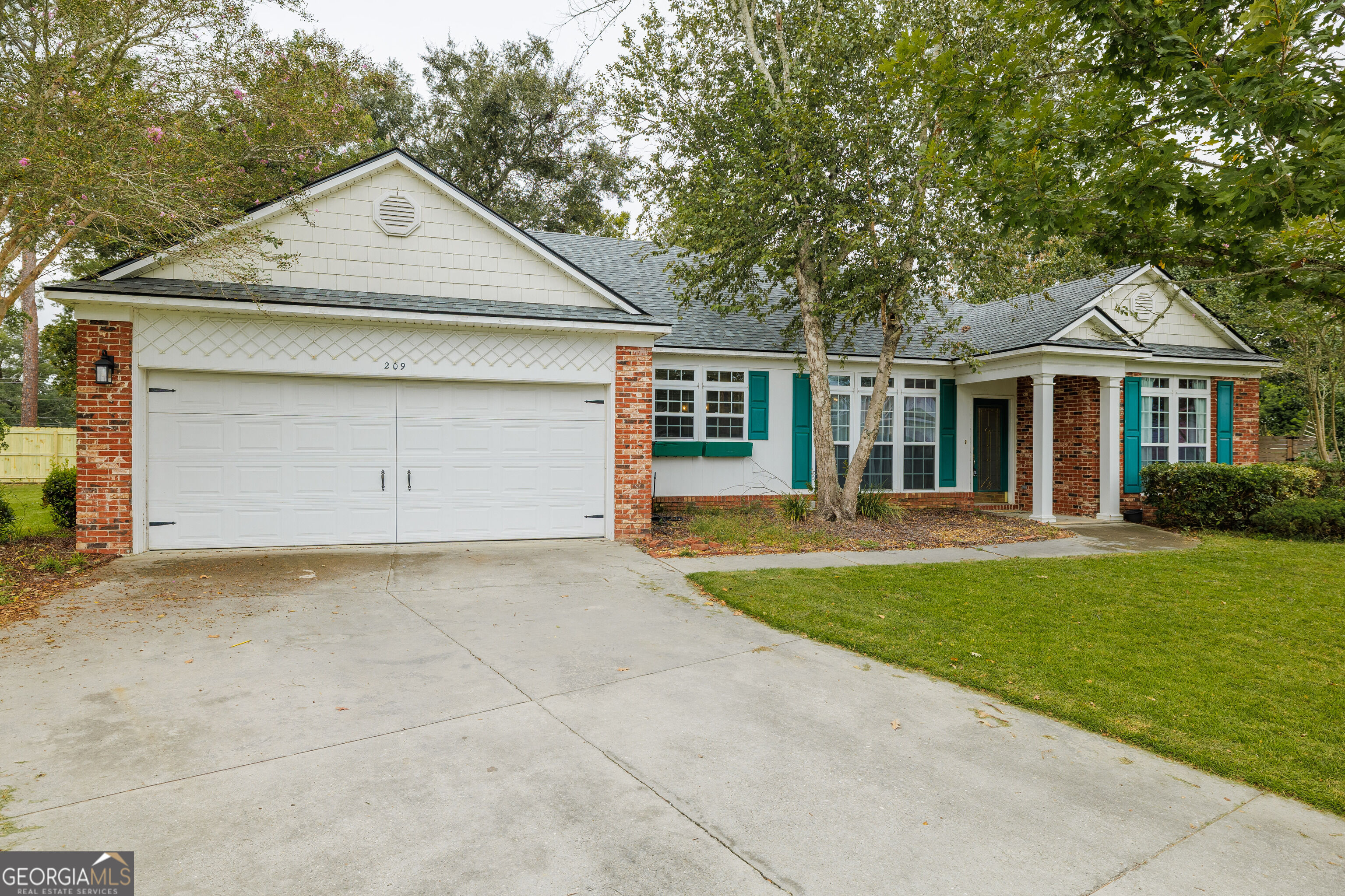 209 Redbird Place Property Photo 3