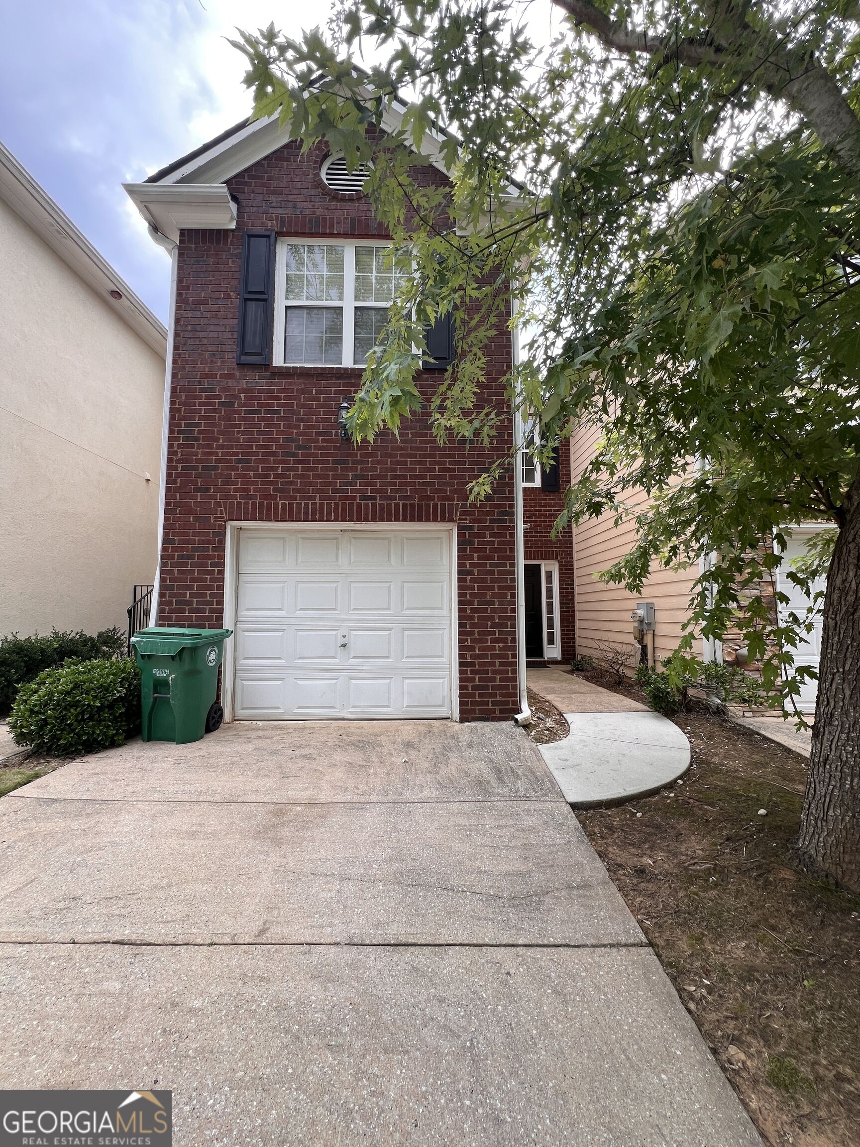 7129 BILTMORE Way Property Photo 1