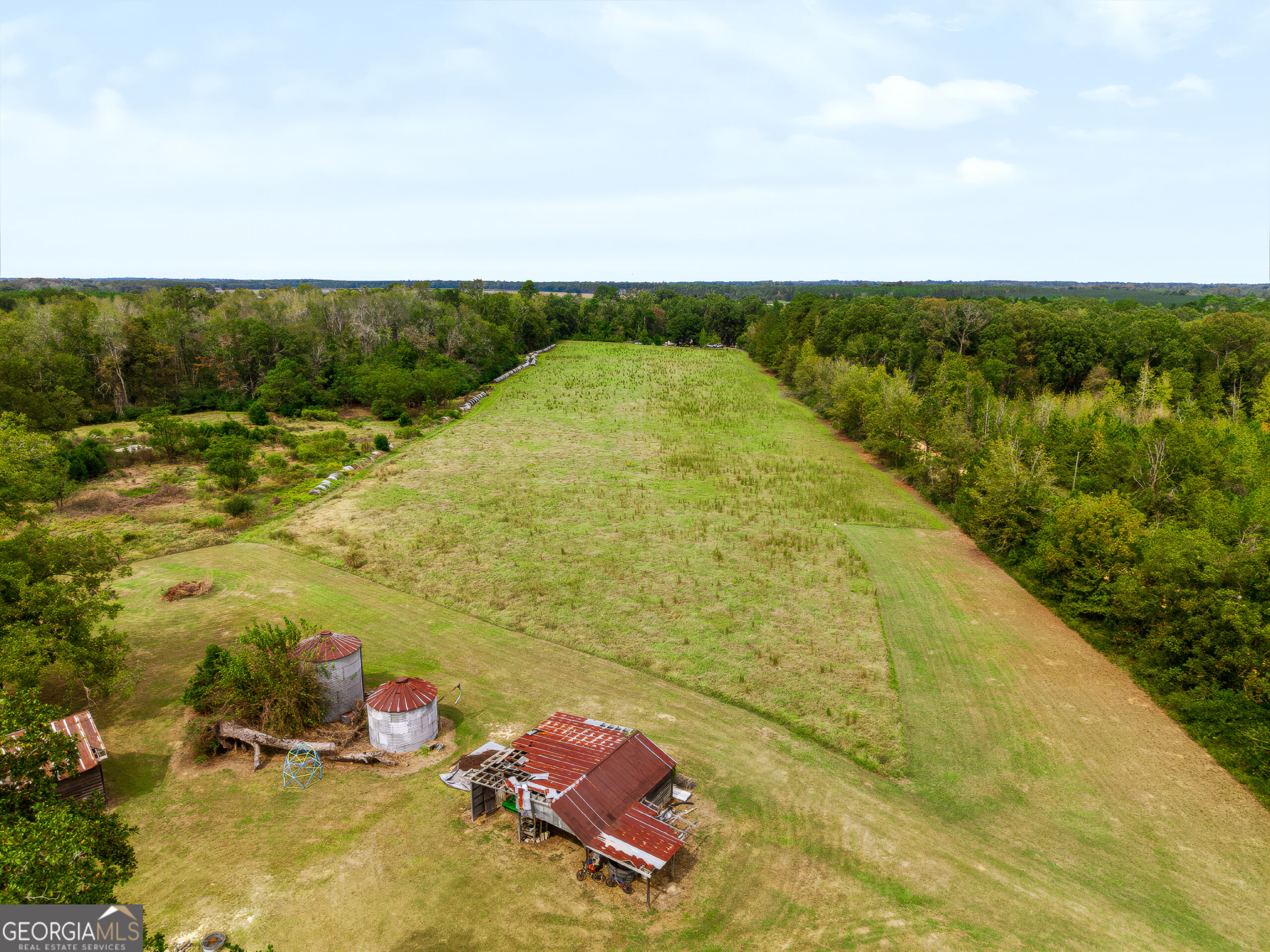 863 Effingham Highway Property Photo 10