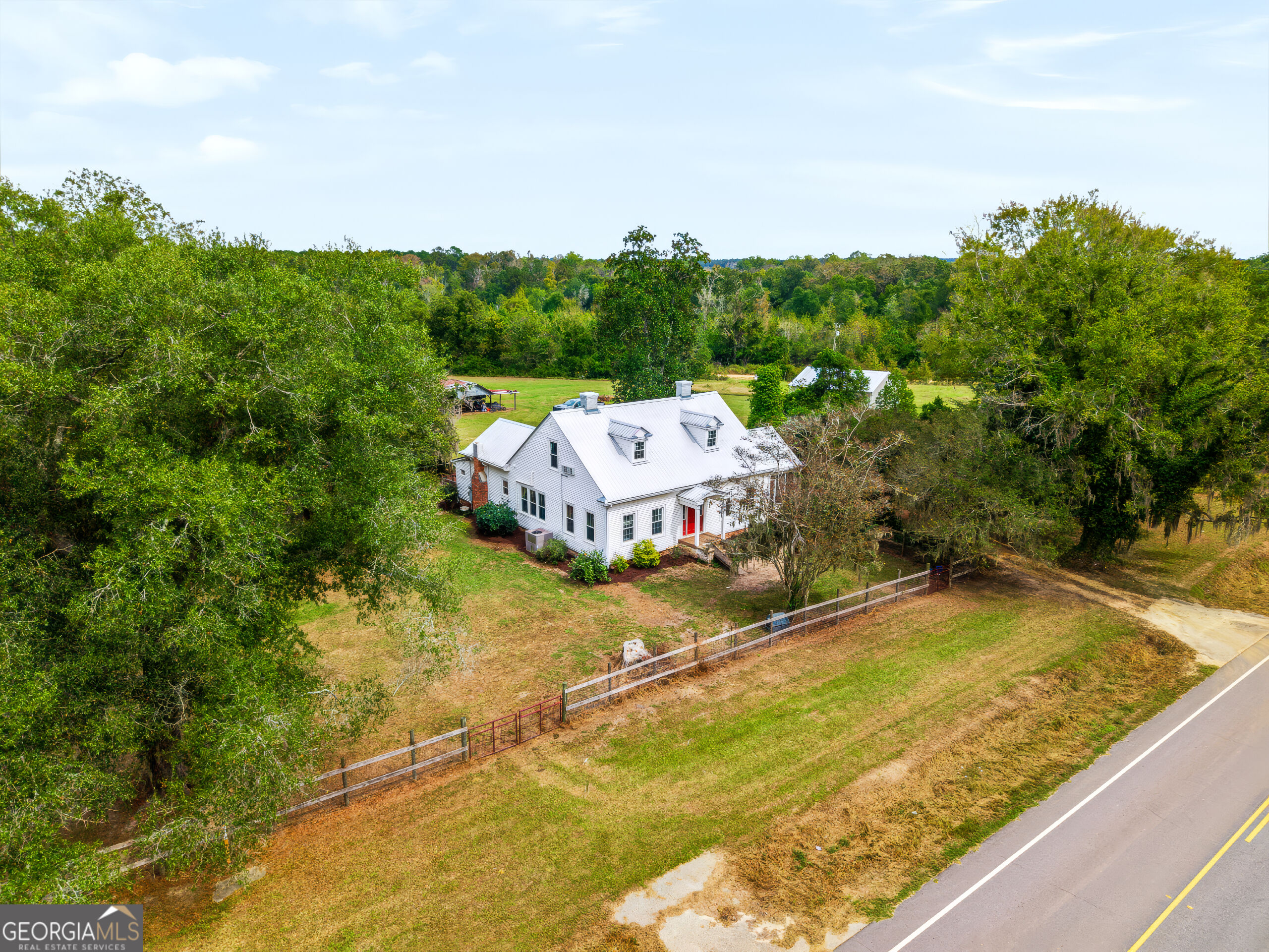 863 Effingham Highway Property Photo 13