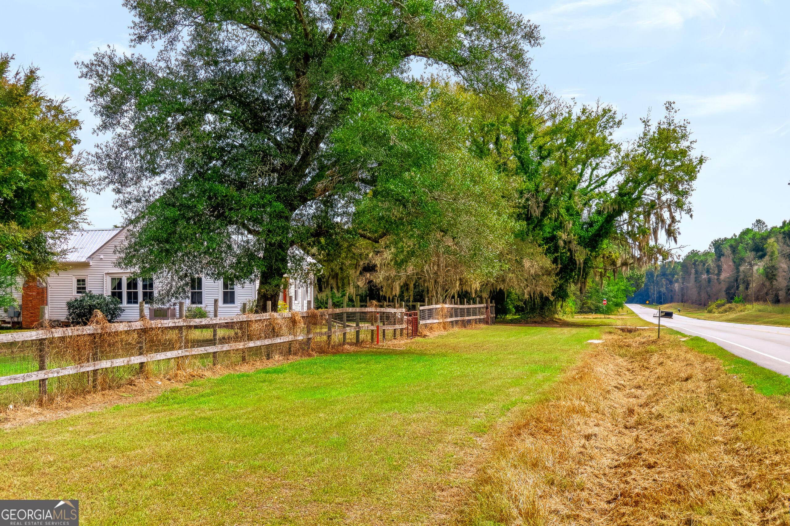 863 Effingham Highway Property Photo 45