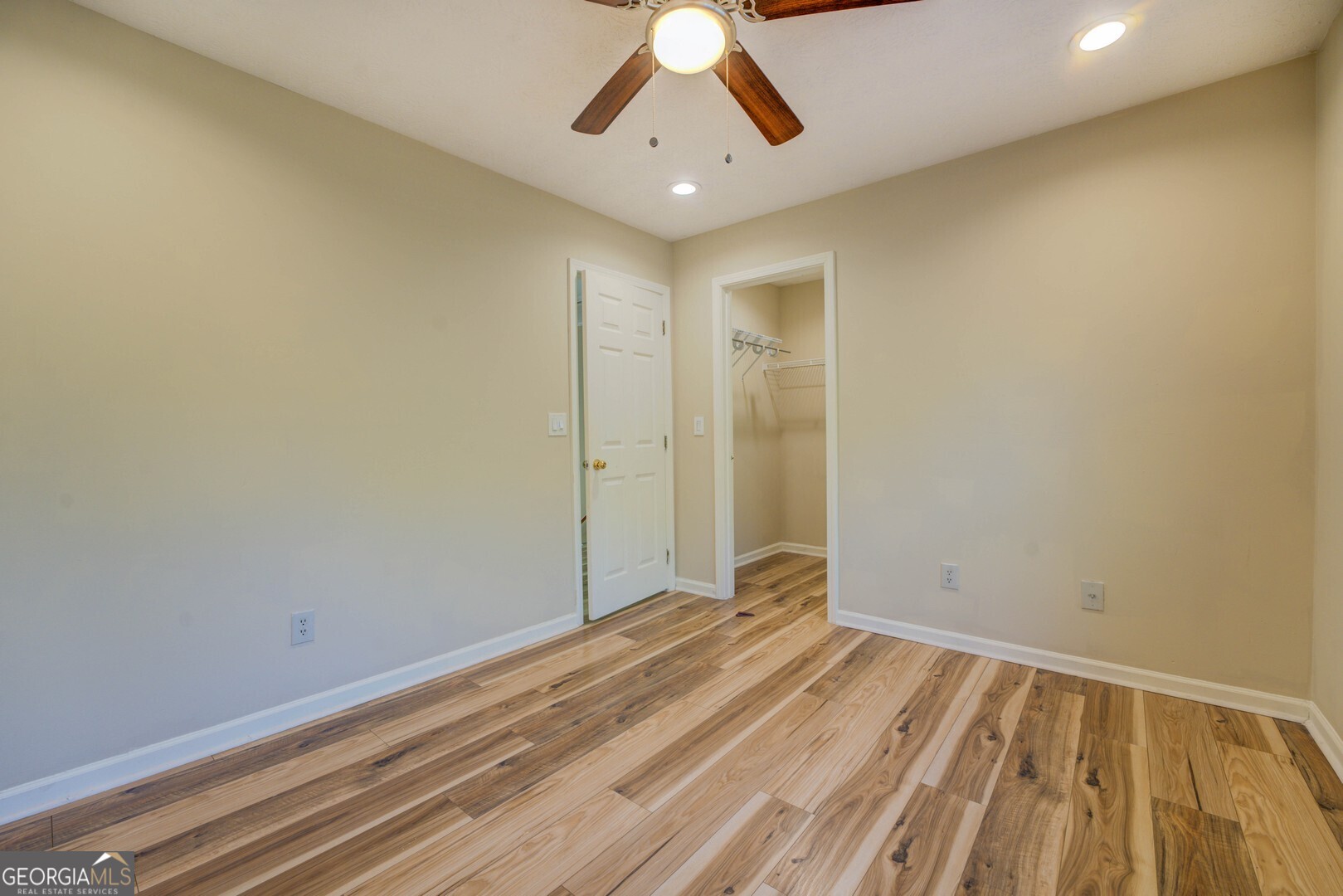 2436 Green Hollow Court Property Photo 34