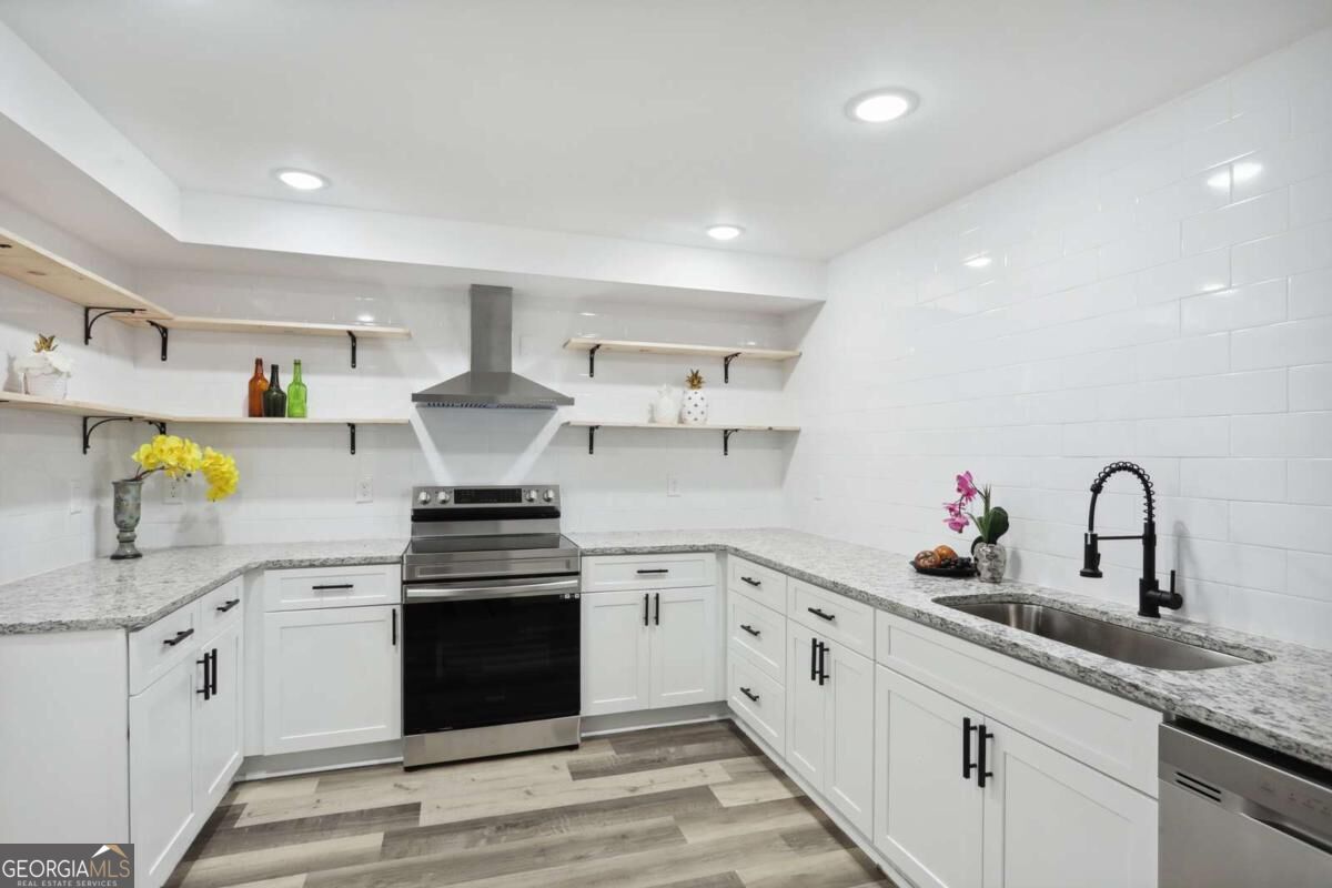 1650 Joseph E Boone Boulevard # B Property Photo 7