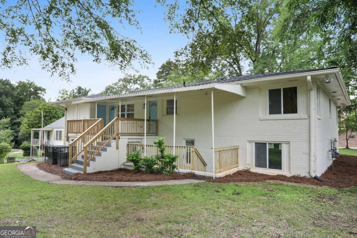 1650 Joseph E Boone Boulevard # B Property Photo 16
