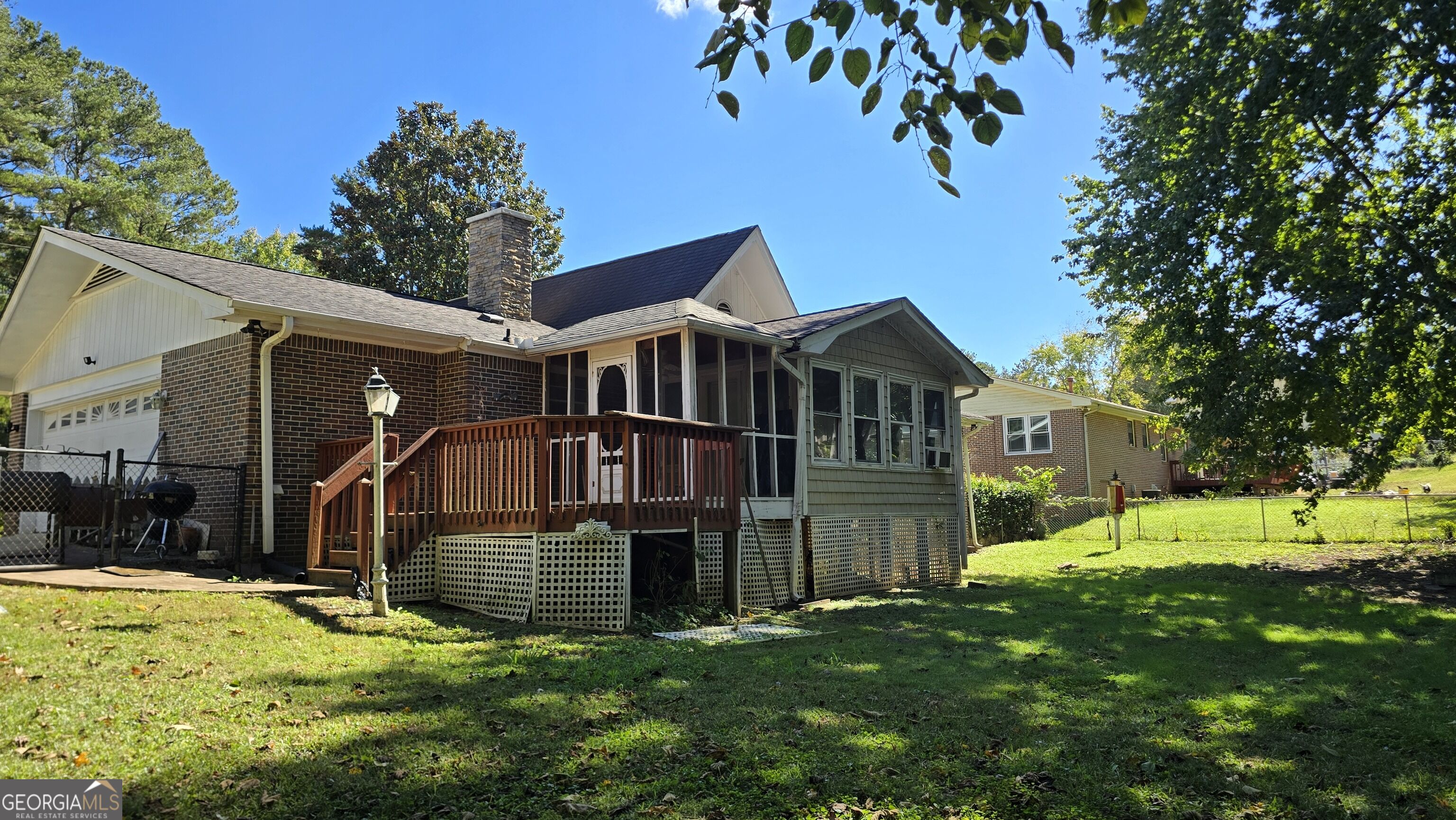 1413 Flat Rock Road Property Photo 4