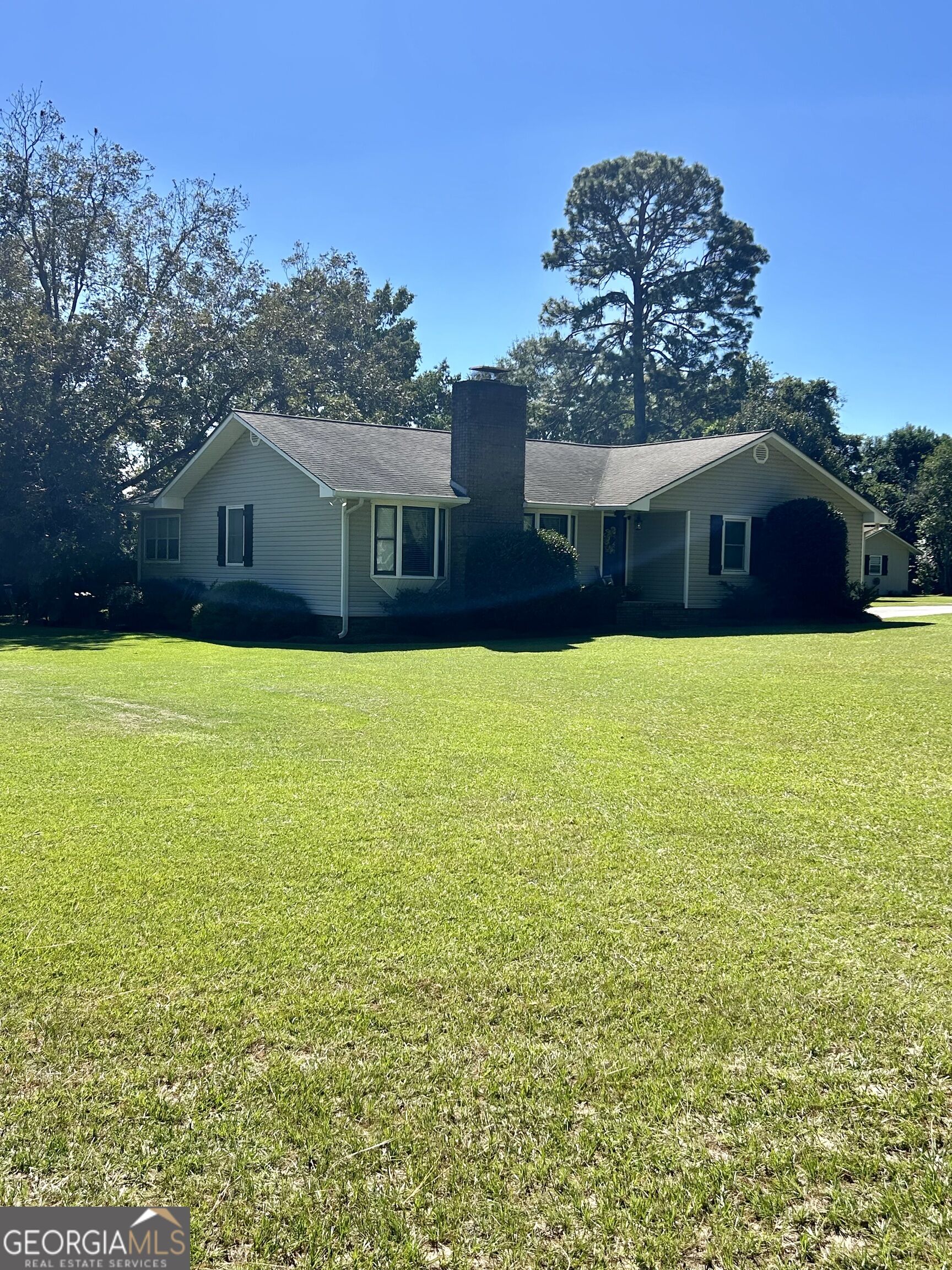 809 Upper Ty Ty Road Property Photo 3