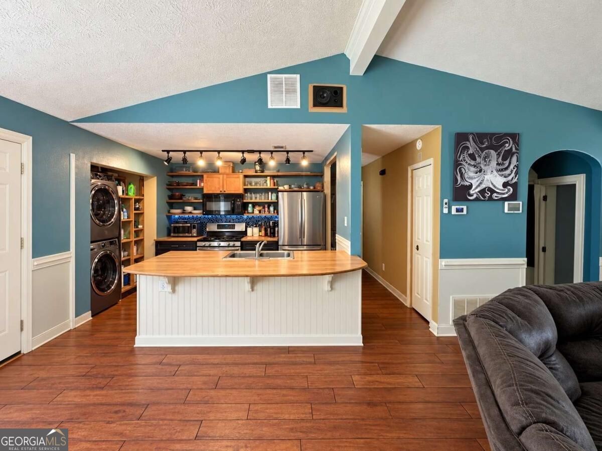 4222 Inverness Road Property Photo 2