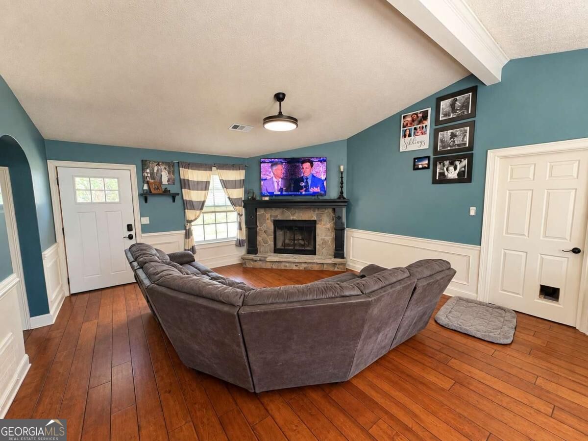 4222 Inverness Road Property Photo 3