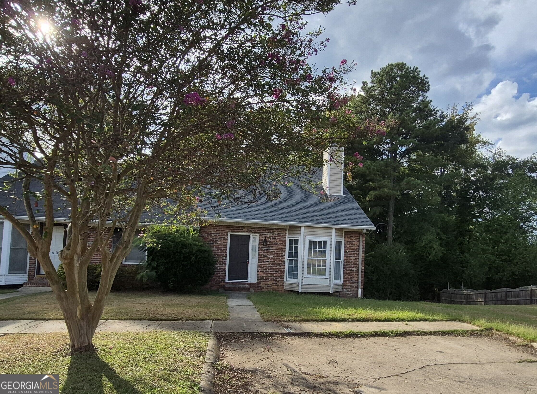 162 N Springs Court Property Photo 1