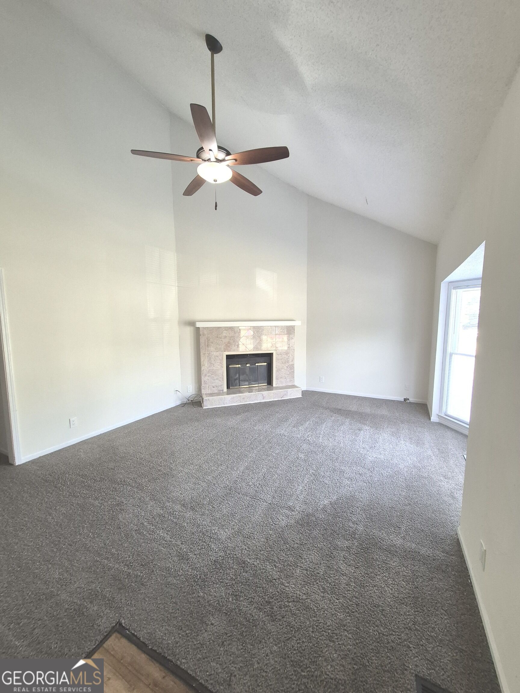 162 N Springs Court Property Photo 2
