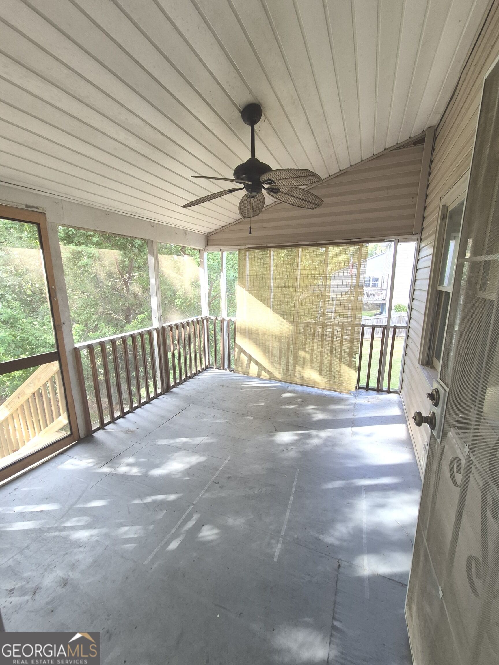 162 N Springs Court Property Photo 8