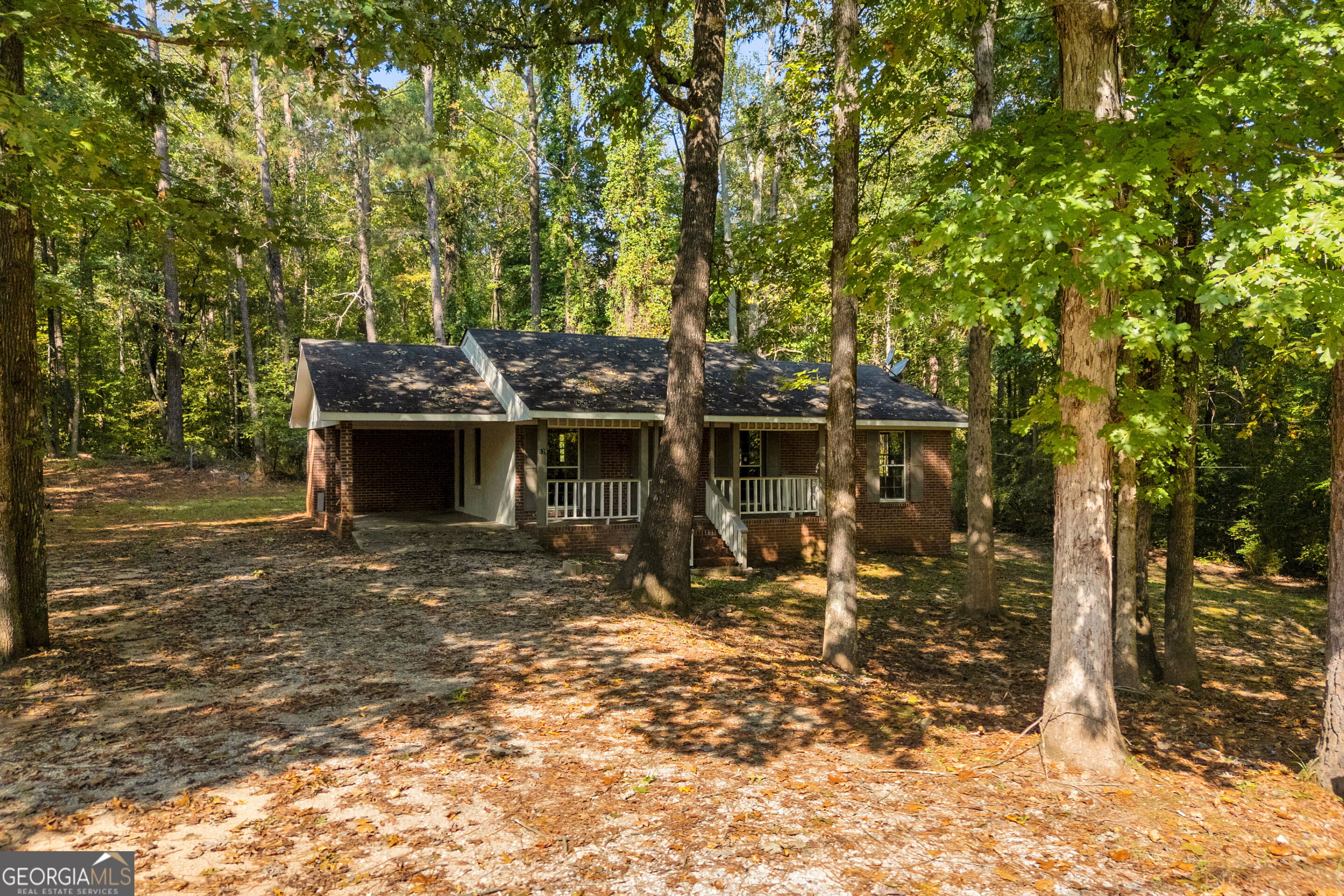 135 Sara Drive Property Photo 11
