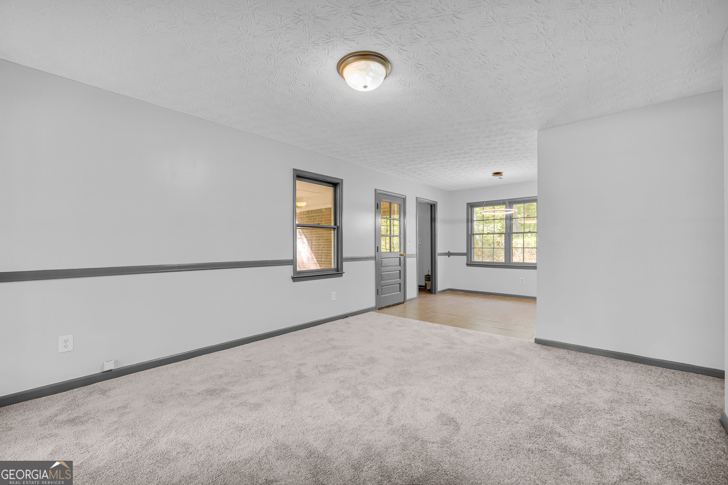 135 Sara Drive Property Photo 15