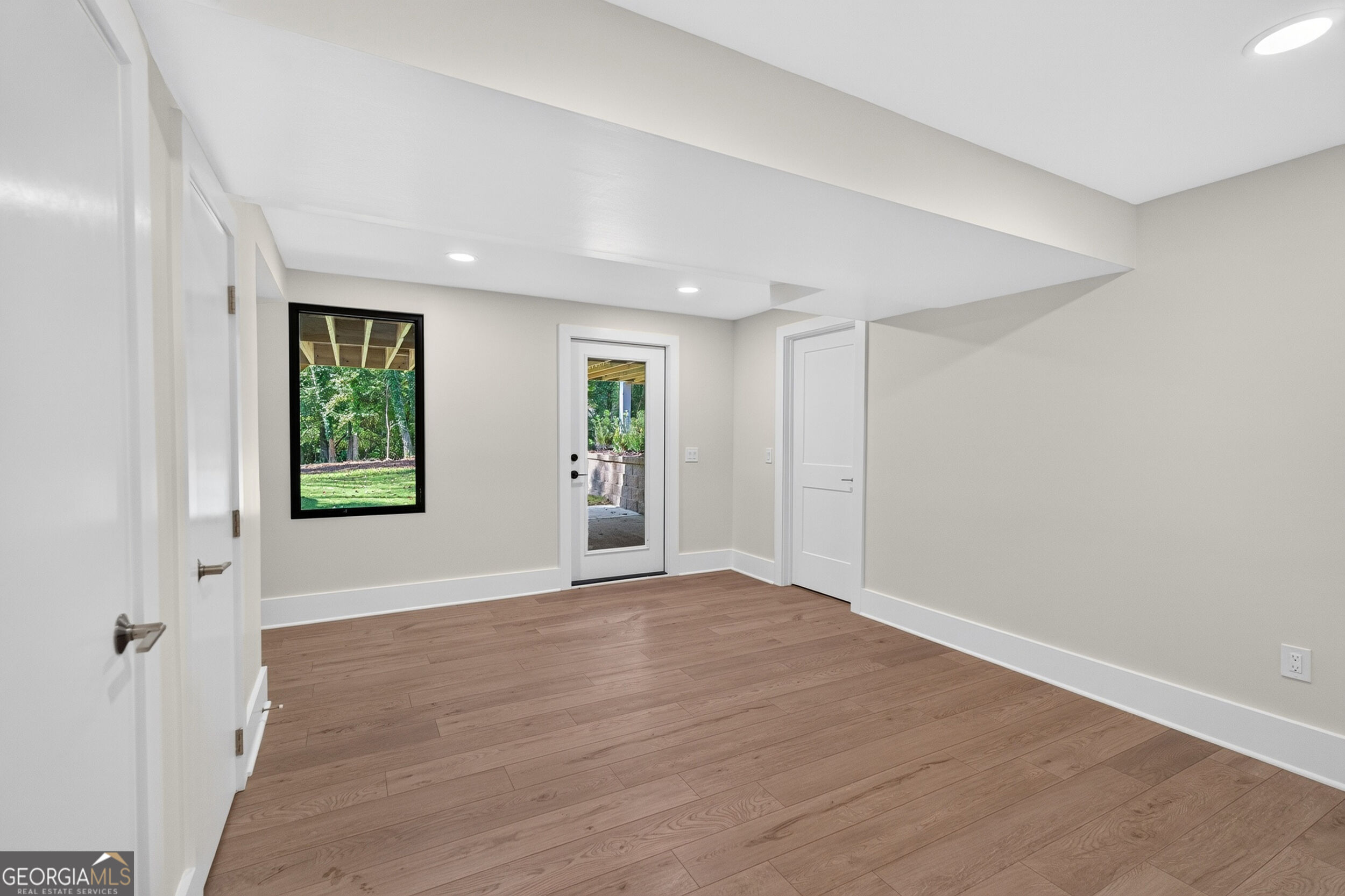 9290 Prestwick Club Drive Property Photo 36