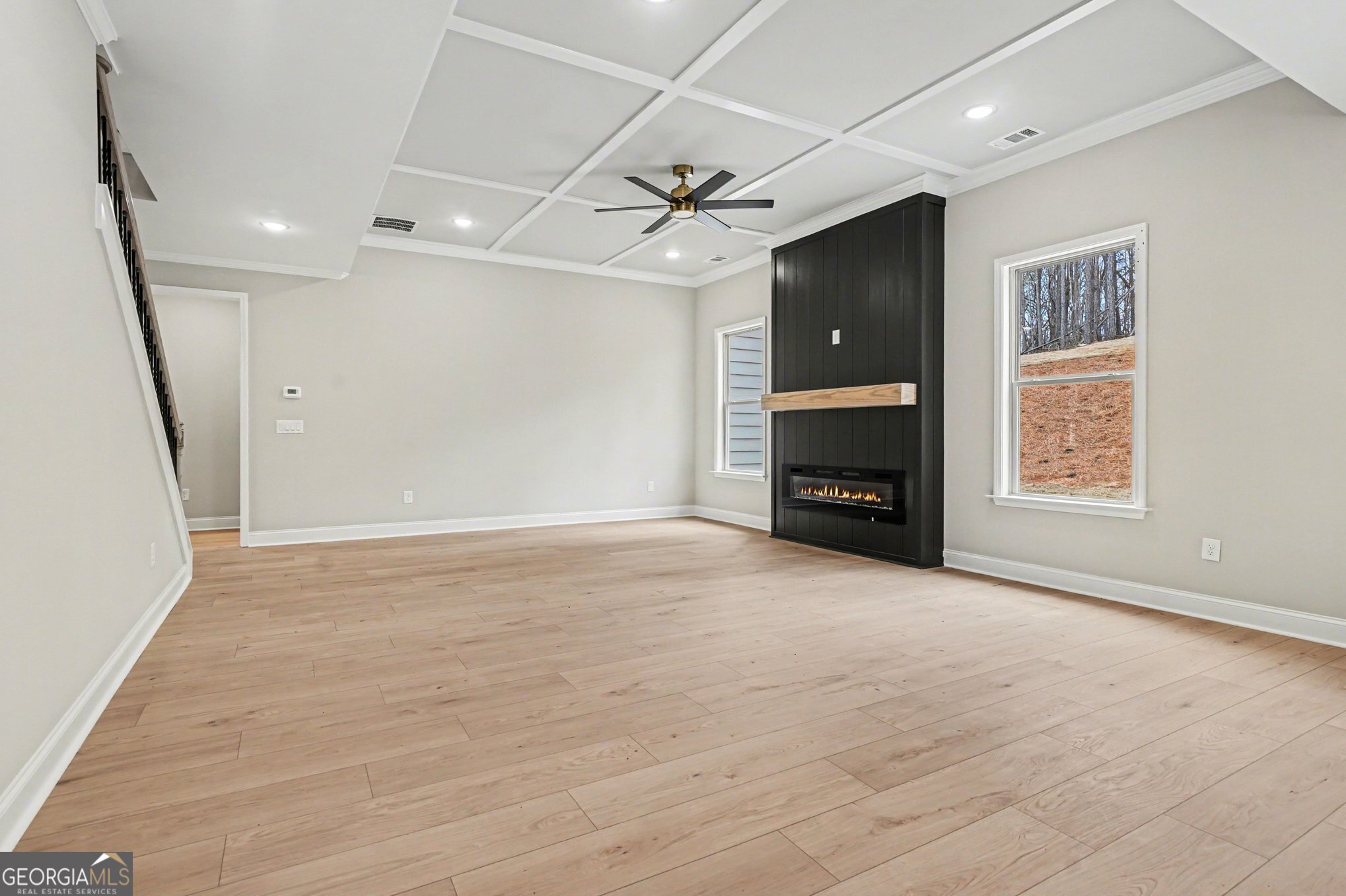 4457 Meadowwood Drive Property Photo 10