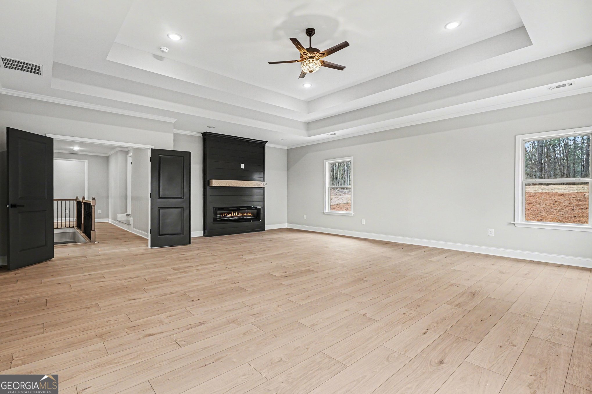 4457 Meadowwood Drive Property Photo 14