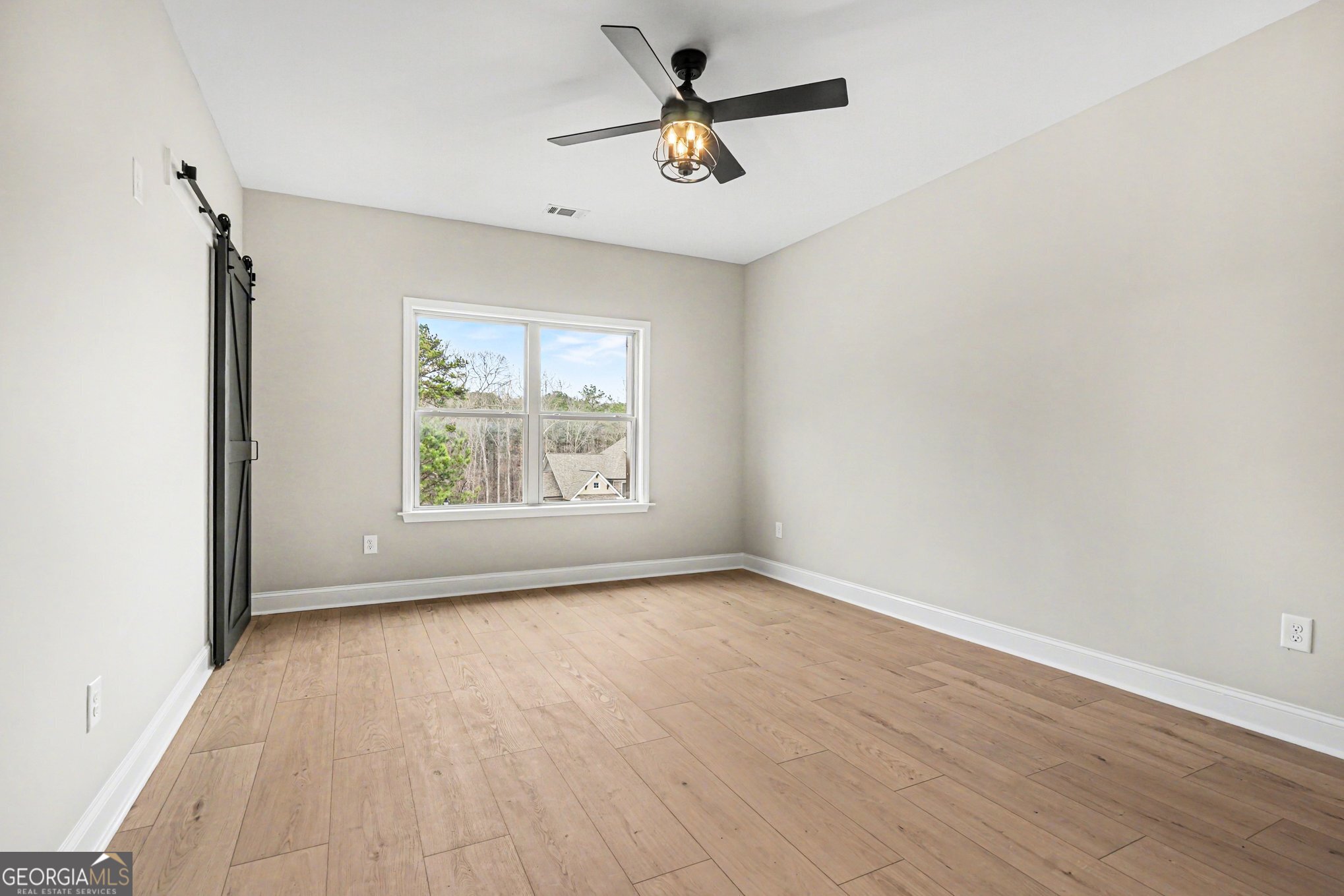 4457 Meadowwood Drive Property Photo 22