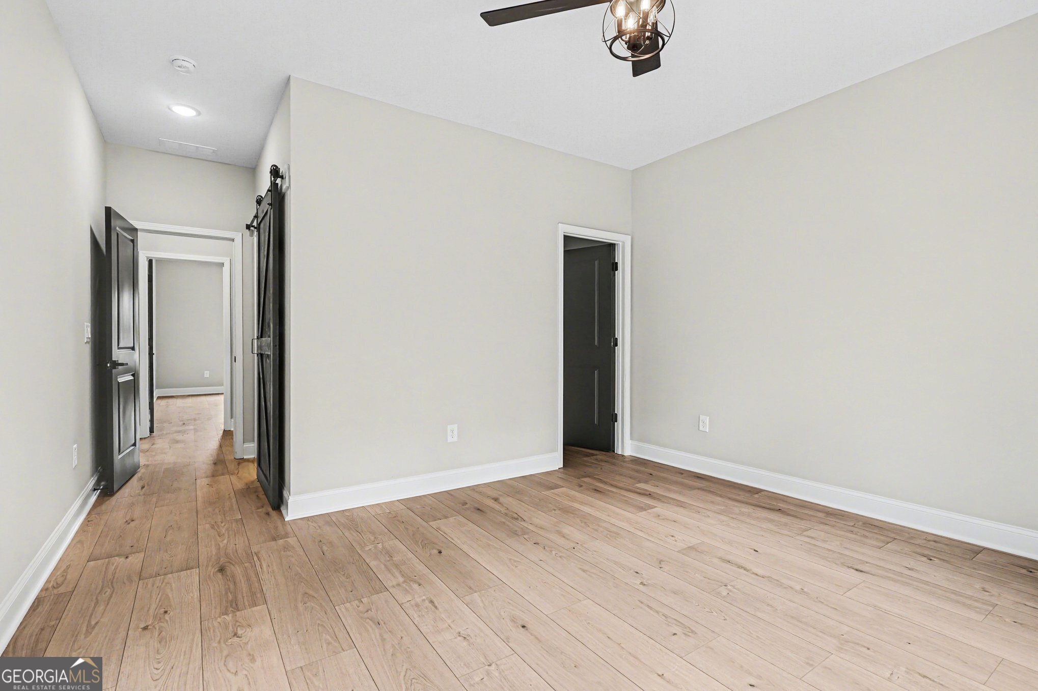 4457 Meadowwood Drive Property Photo 32