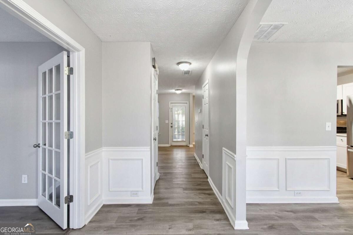 5069 Abbotts Glen Way Nw Property Photo 4