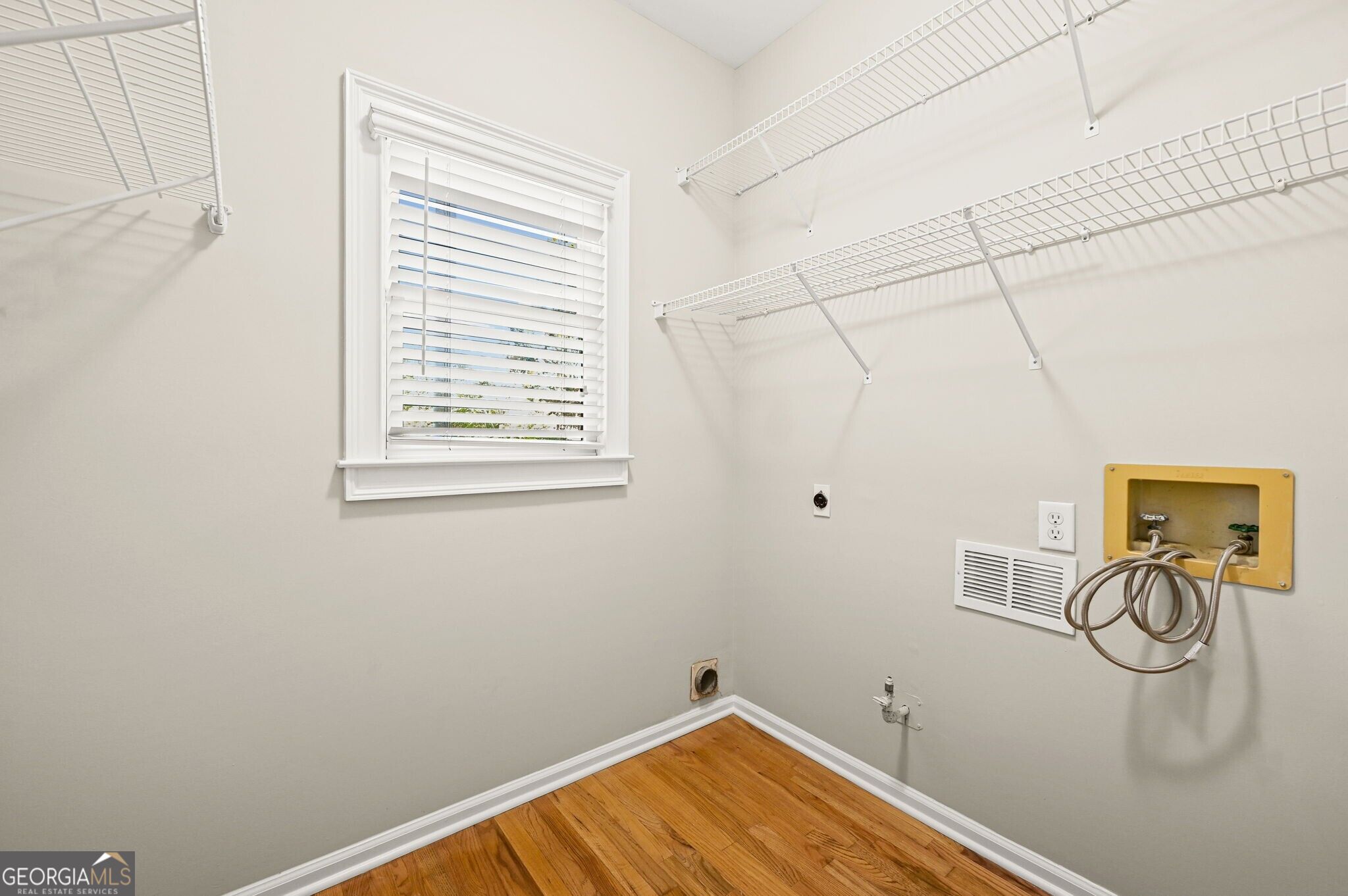 4595 Windsor Gate Court Property Photo 32