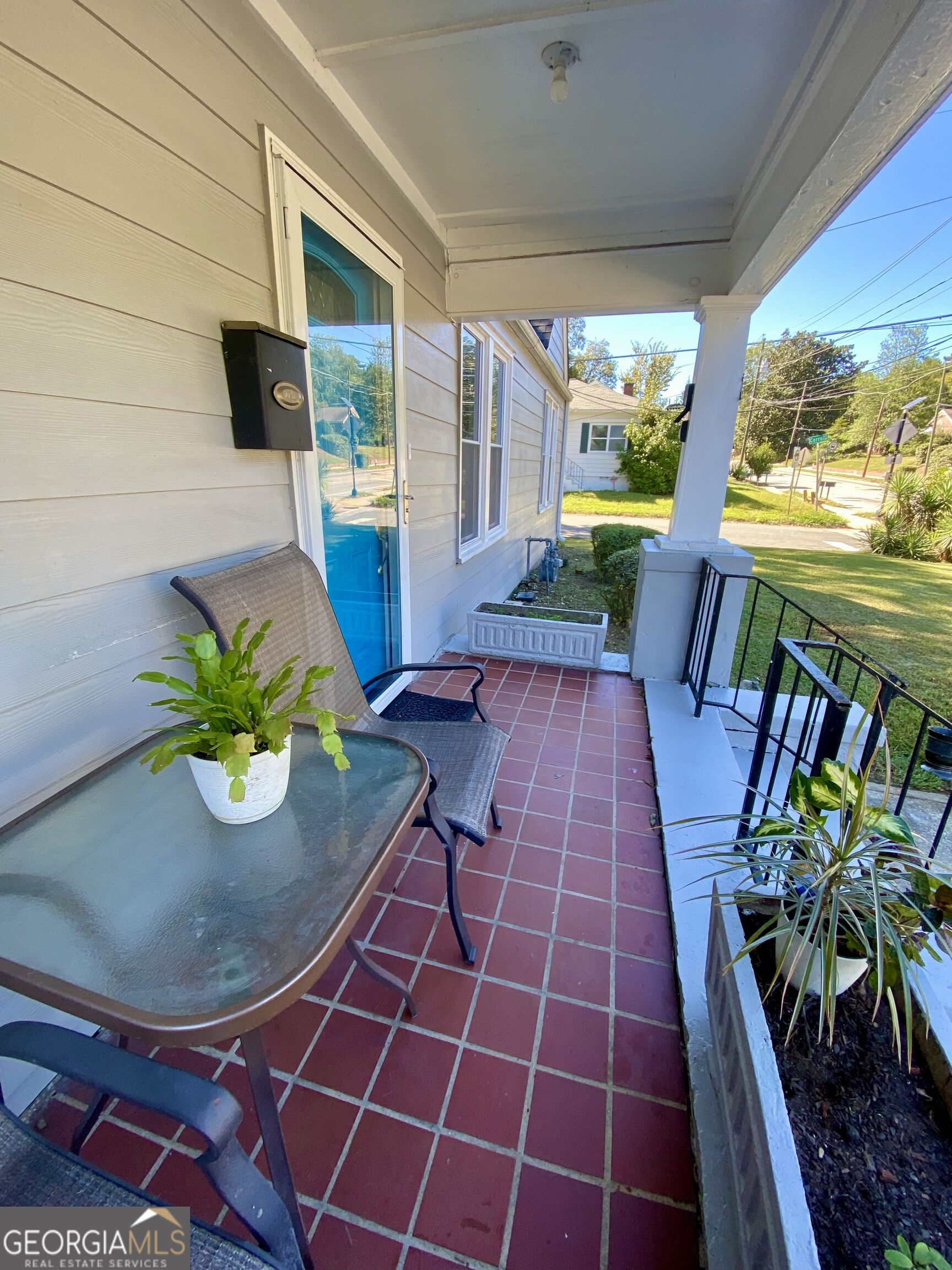 1290 M L King Jr Drive Sw Property Photo 2