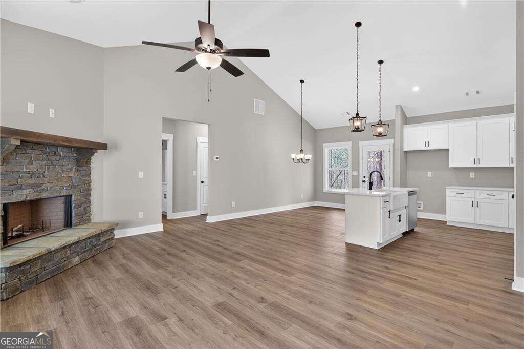 339 Relay Road Property Photo 11