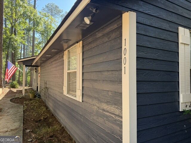 1001 Phil Harrison Street Property Photo 2