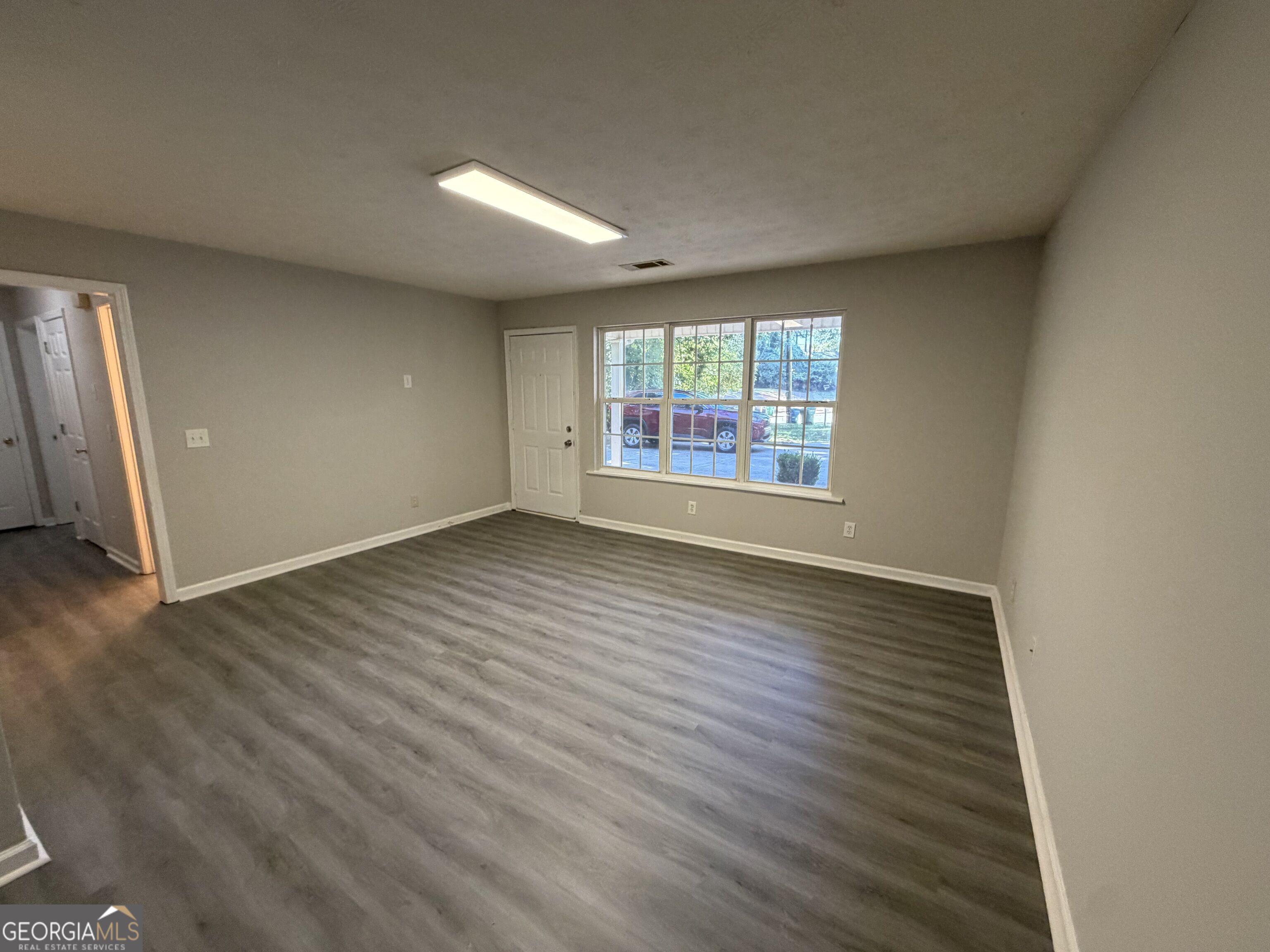 15 Simonton Ct. Property Photo 3