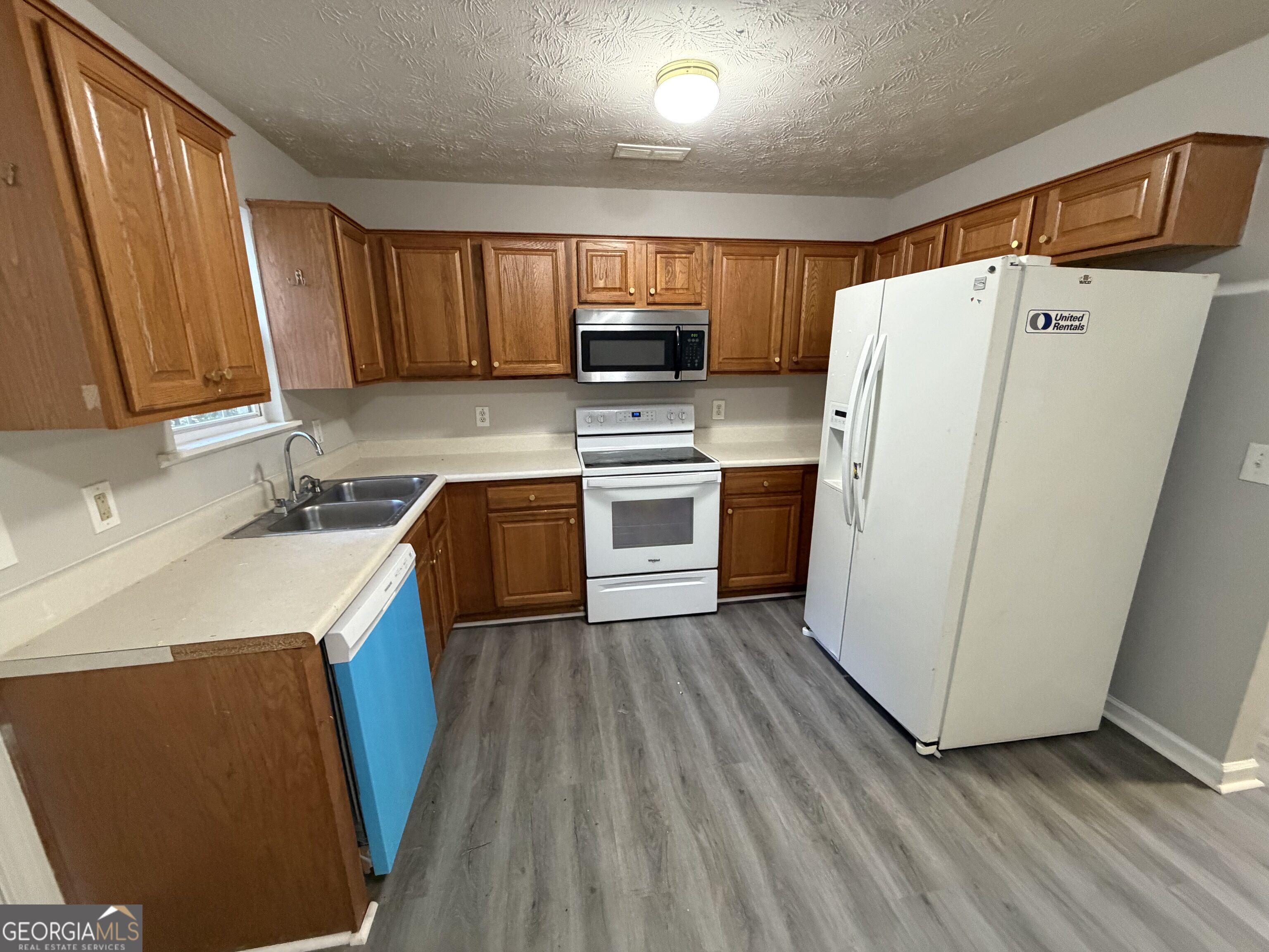 15 Simonton Ct. Property Photo 4