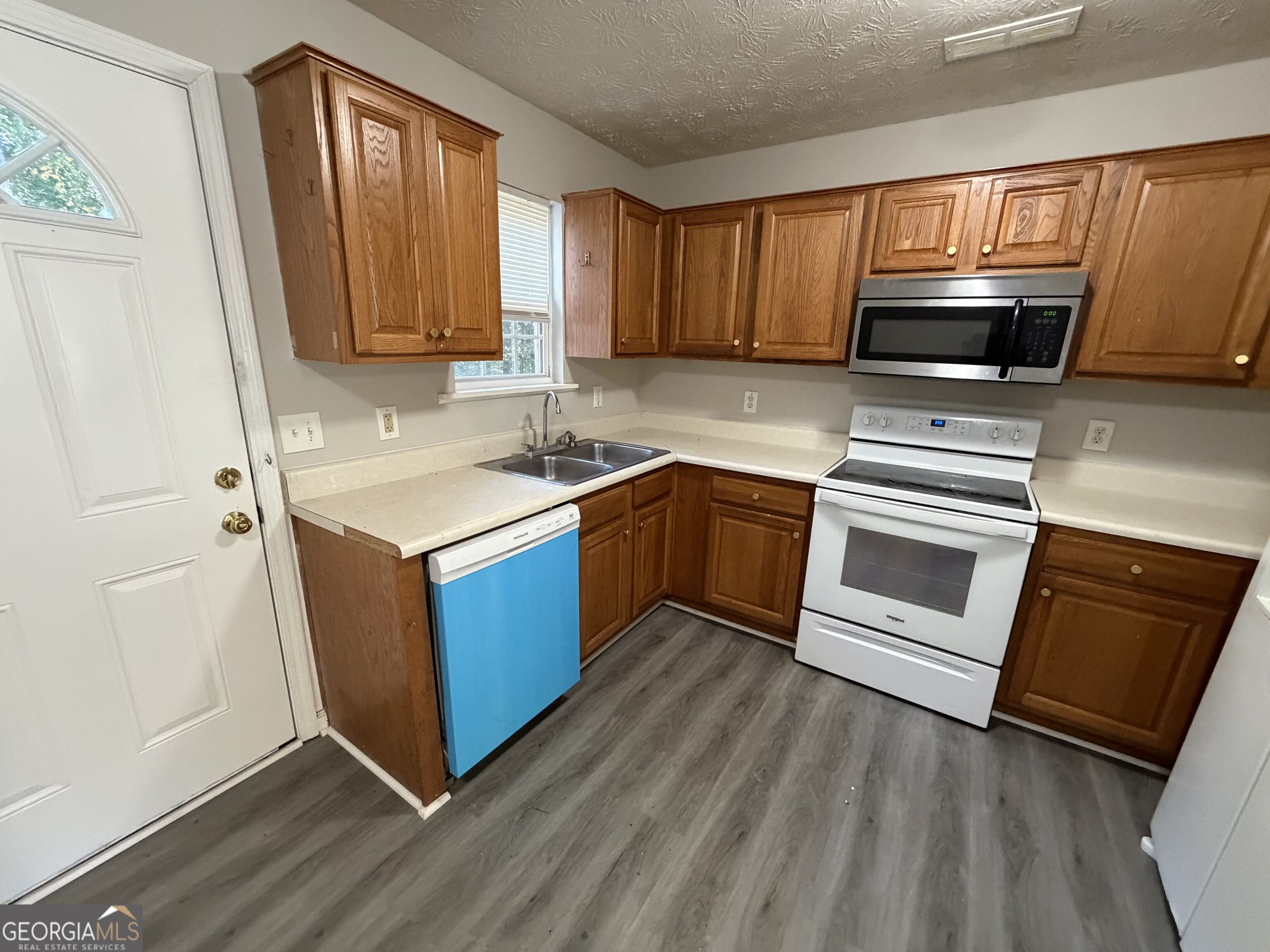 15 Simonton Ct. Property Photo 5