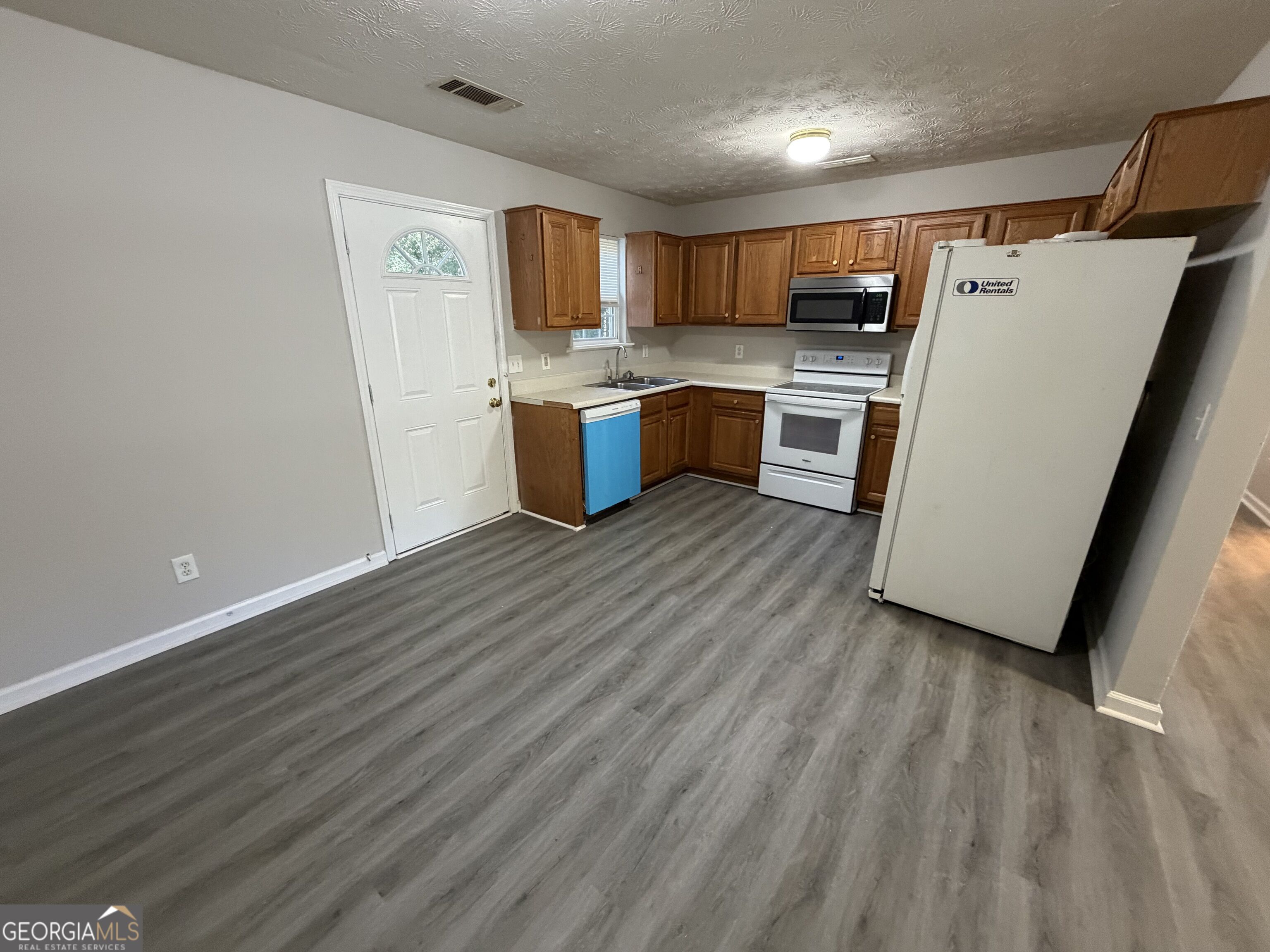 15 Simonton Ct. Property Photo 6