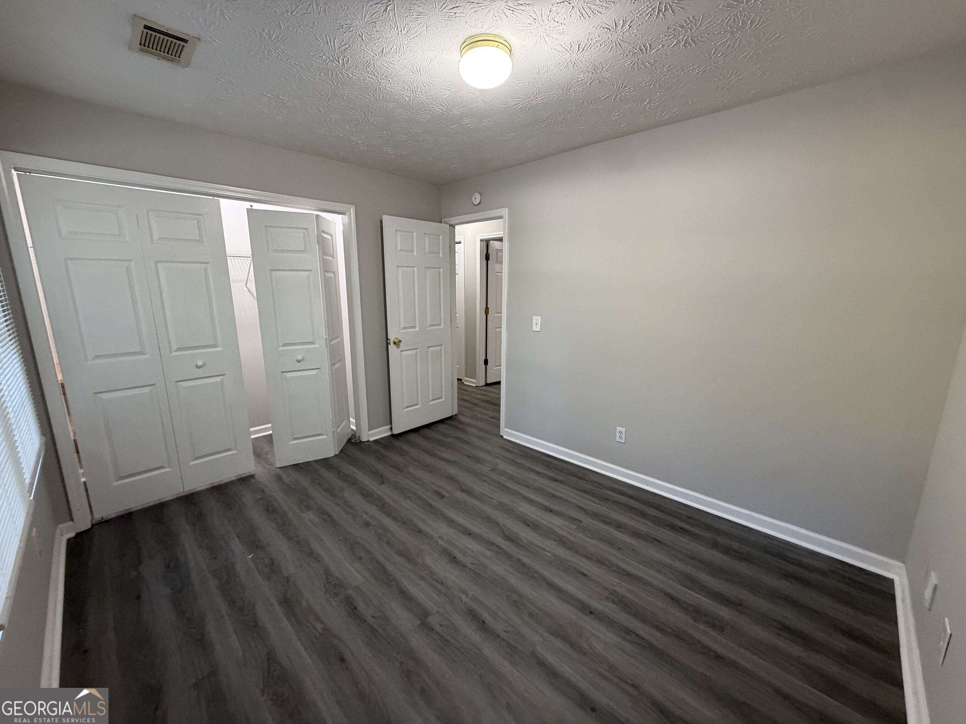 15 Simonton Ct. Property Photo 9