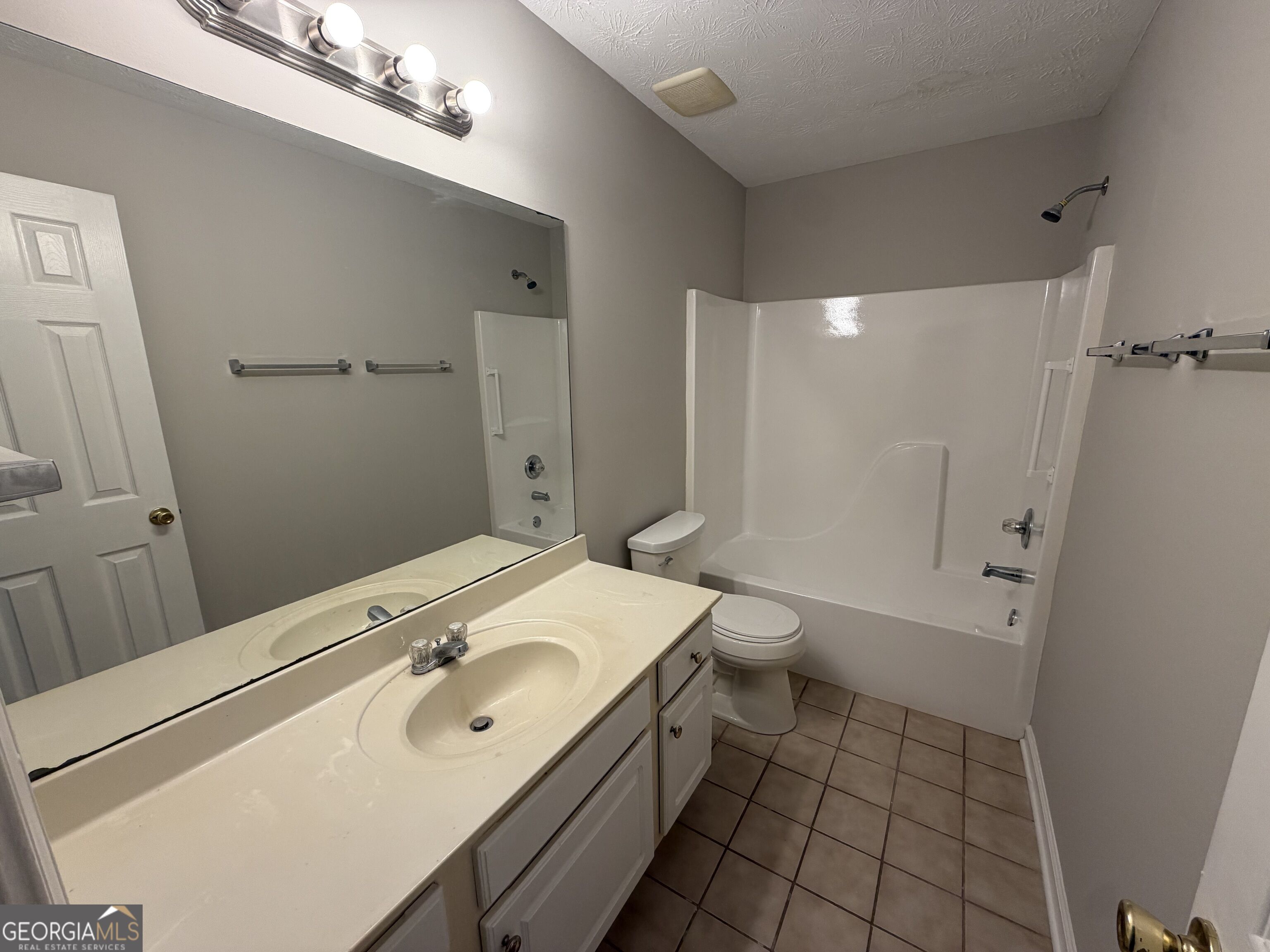 15 Simonton Ct. Property Photo 10
