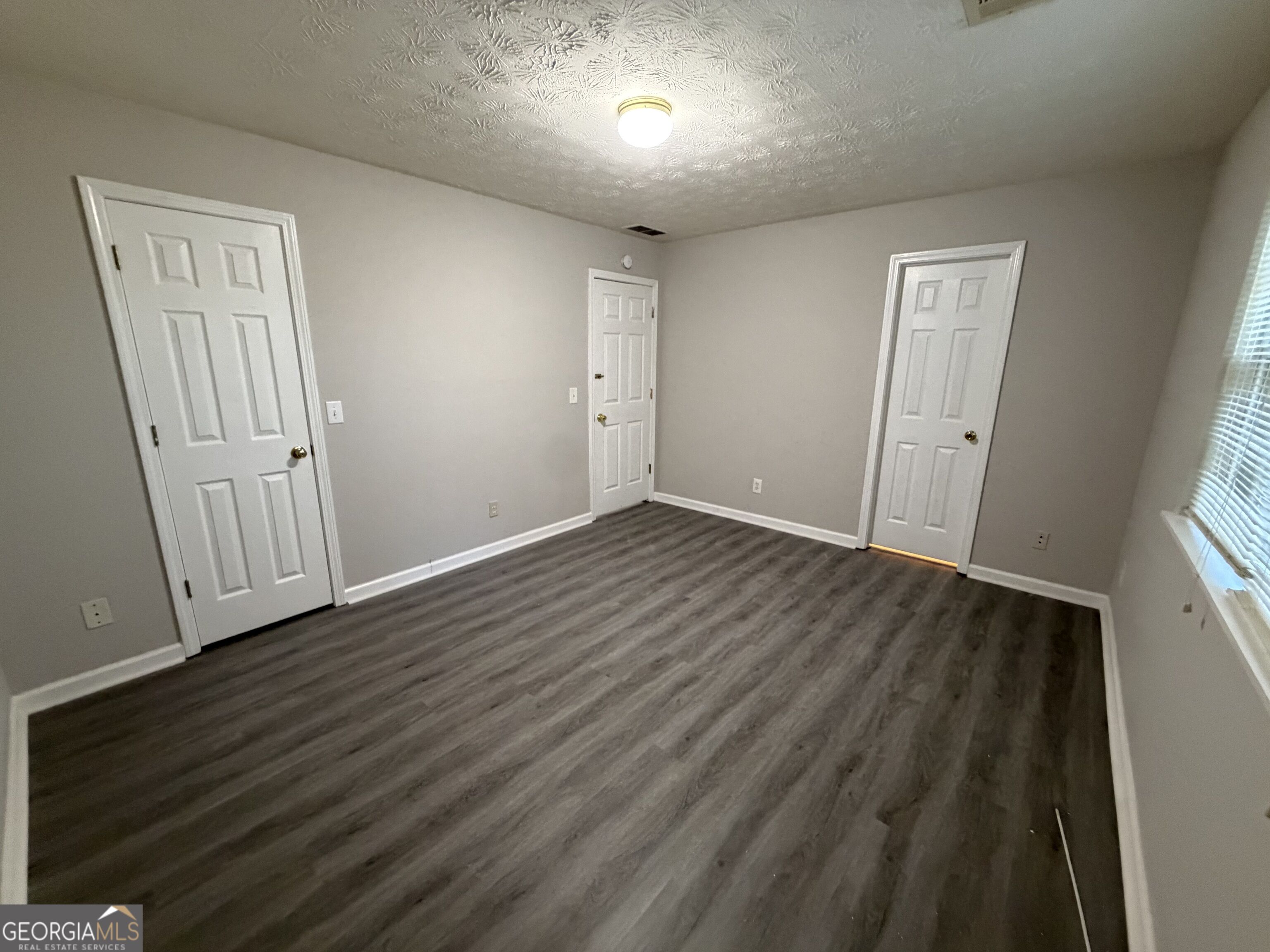 15 Simonton Ct. Property Photo 12