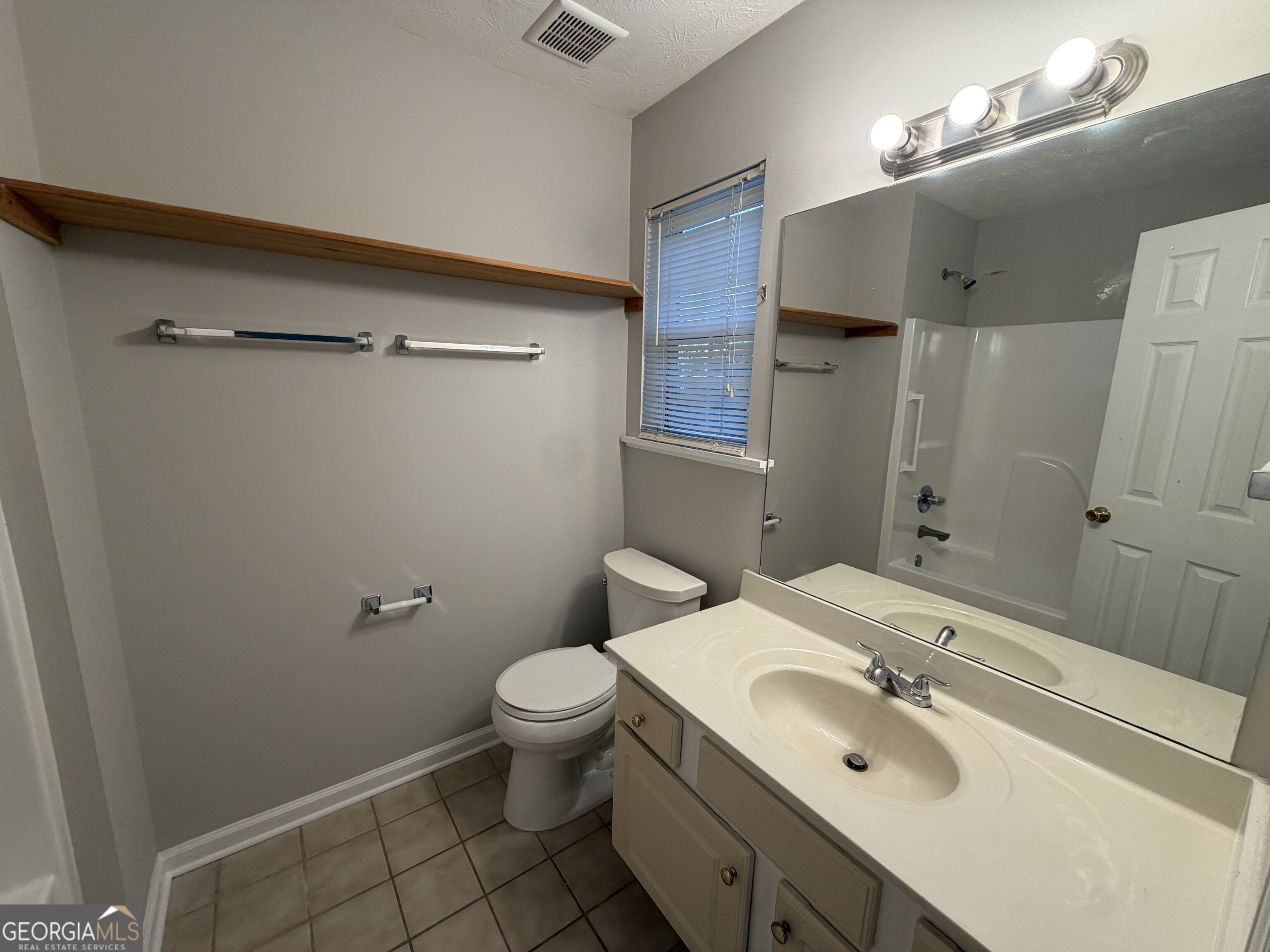 15 Simonton Ct. Property Photo 13