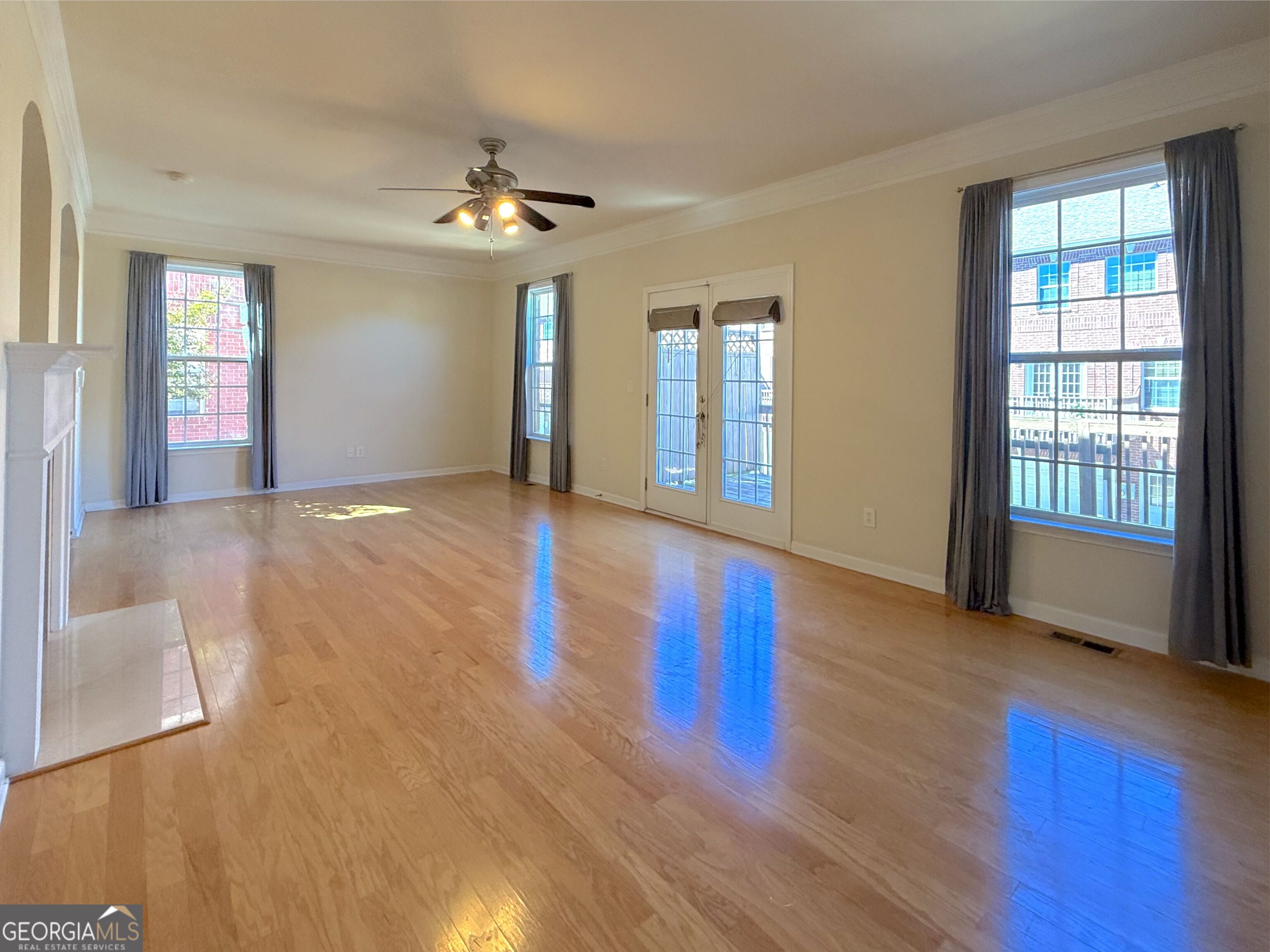 10507 Holliwell Court Property Photo 7
