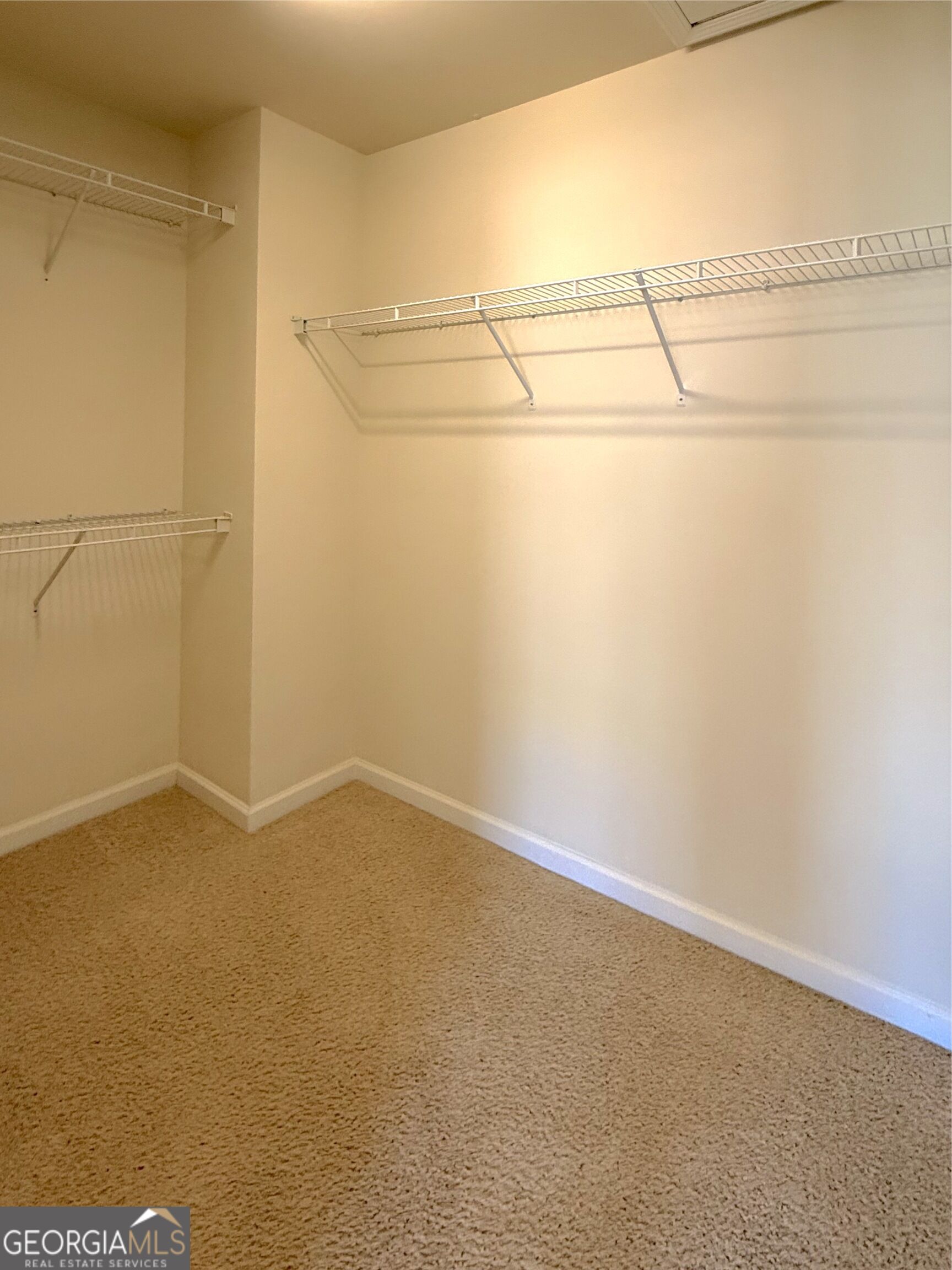 10507 Holliwell Court Property Photo 18