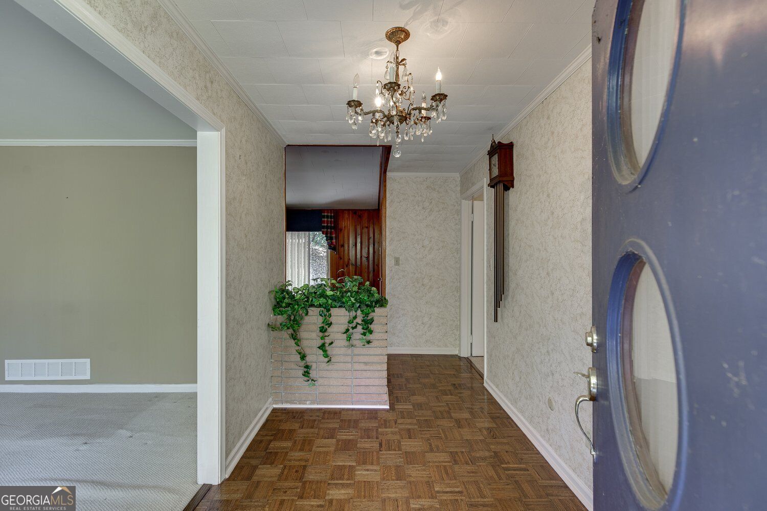1173 Lakeshore Drive Property Photo 4