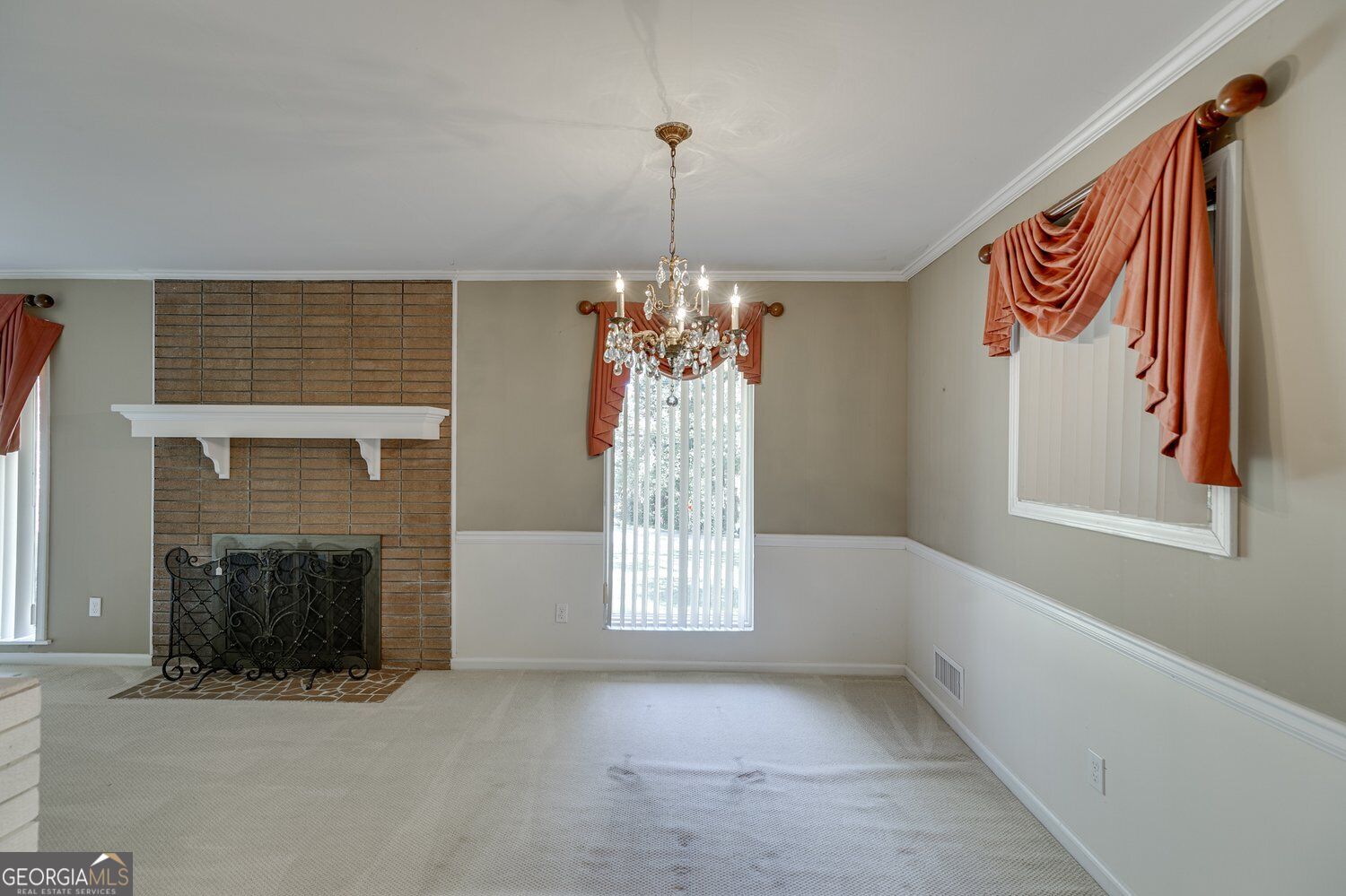1173 Lakeshore Drive Property Photo 9