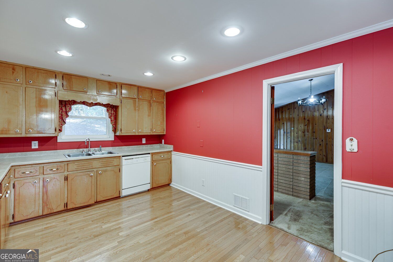 1173 Lakeshore Drive Property Photo 14