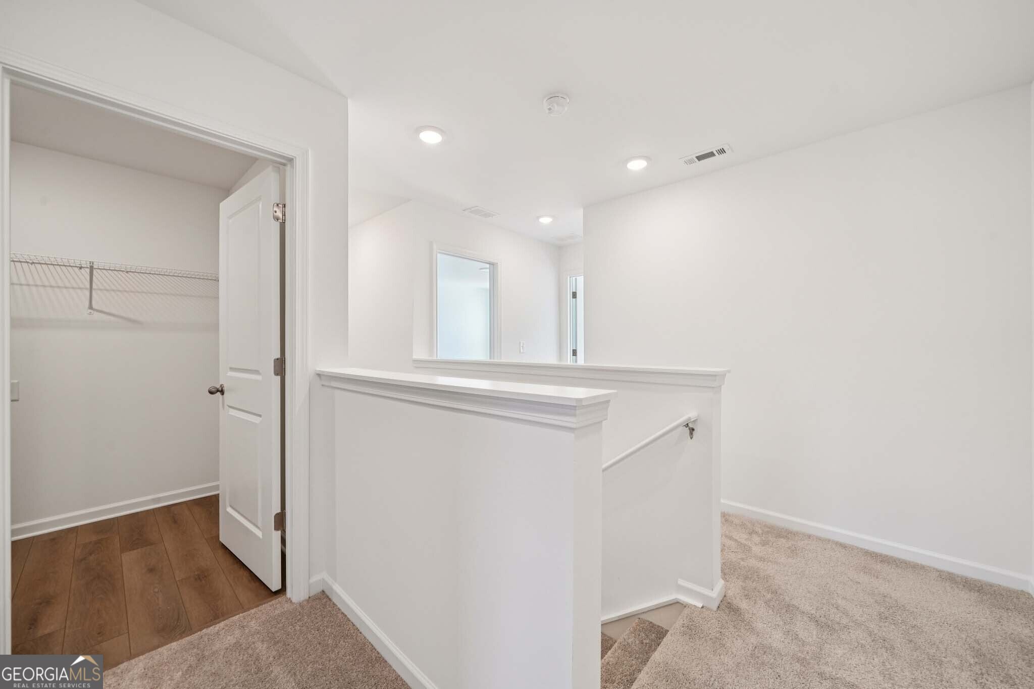 512 Wilderling Lane Property Photo 14