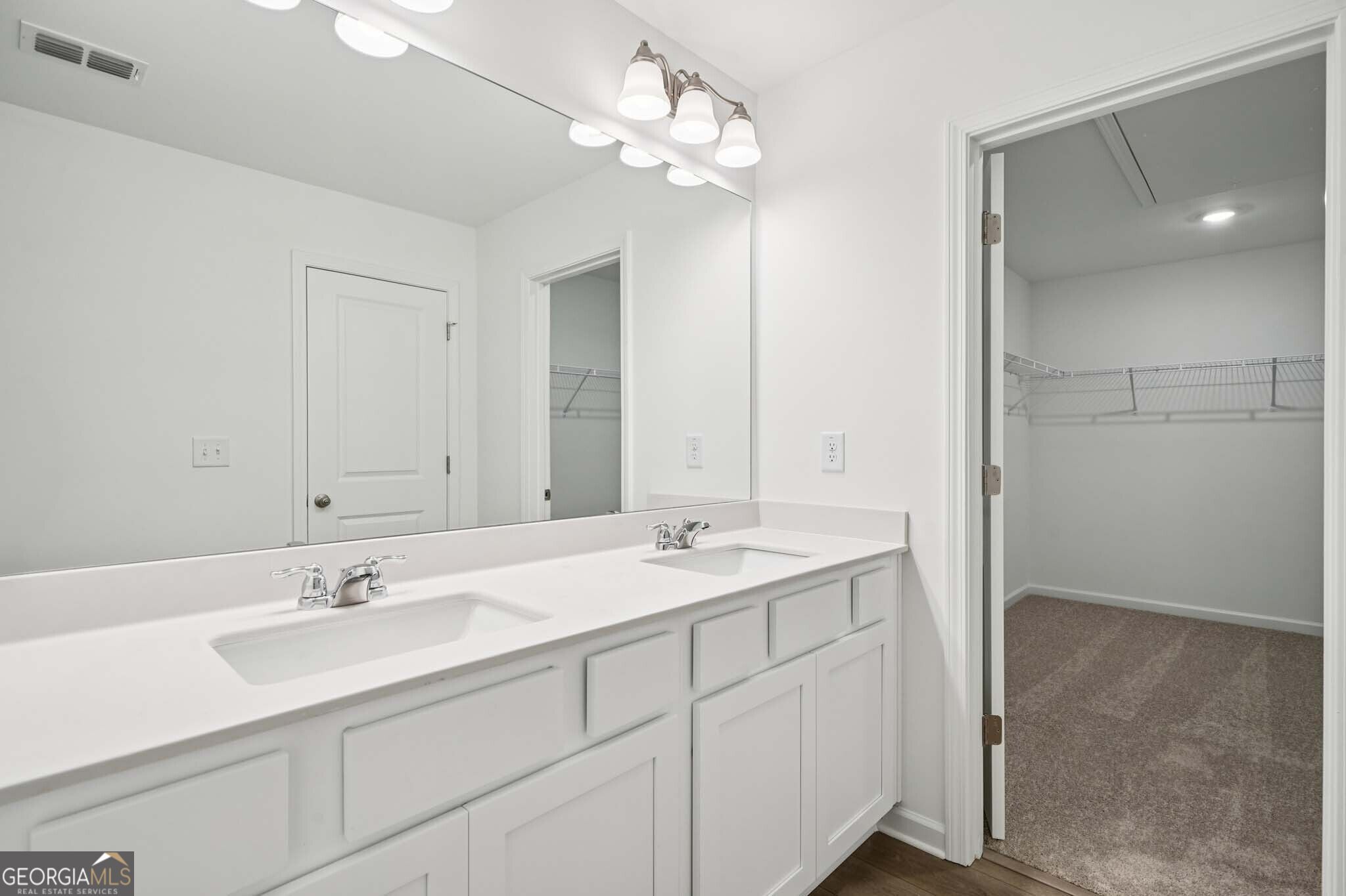 512 Wilderling Lane Property Photo 18