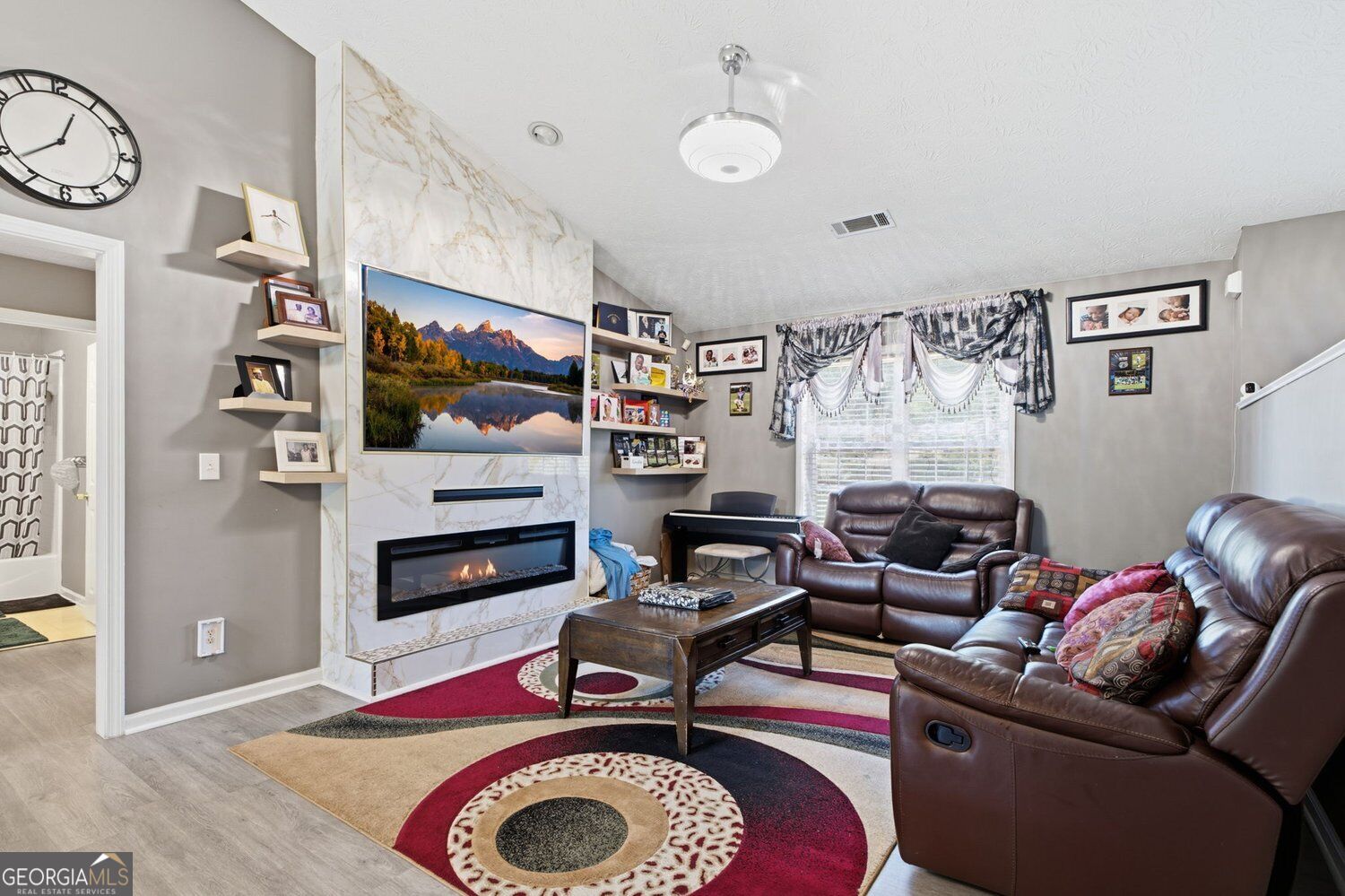 2748 Victoria Woods Court Property Photo 4