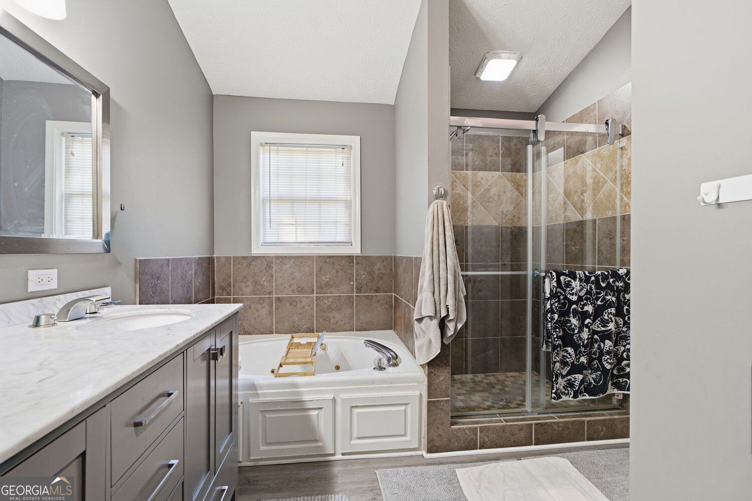 2748 Victoria Woods Court Property Photo 18