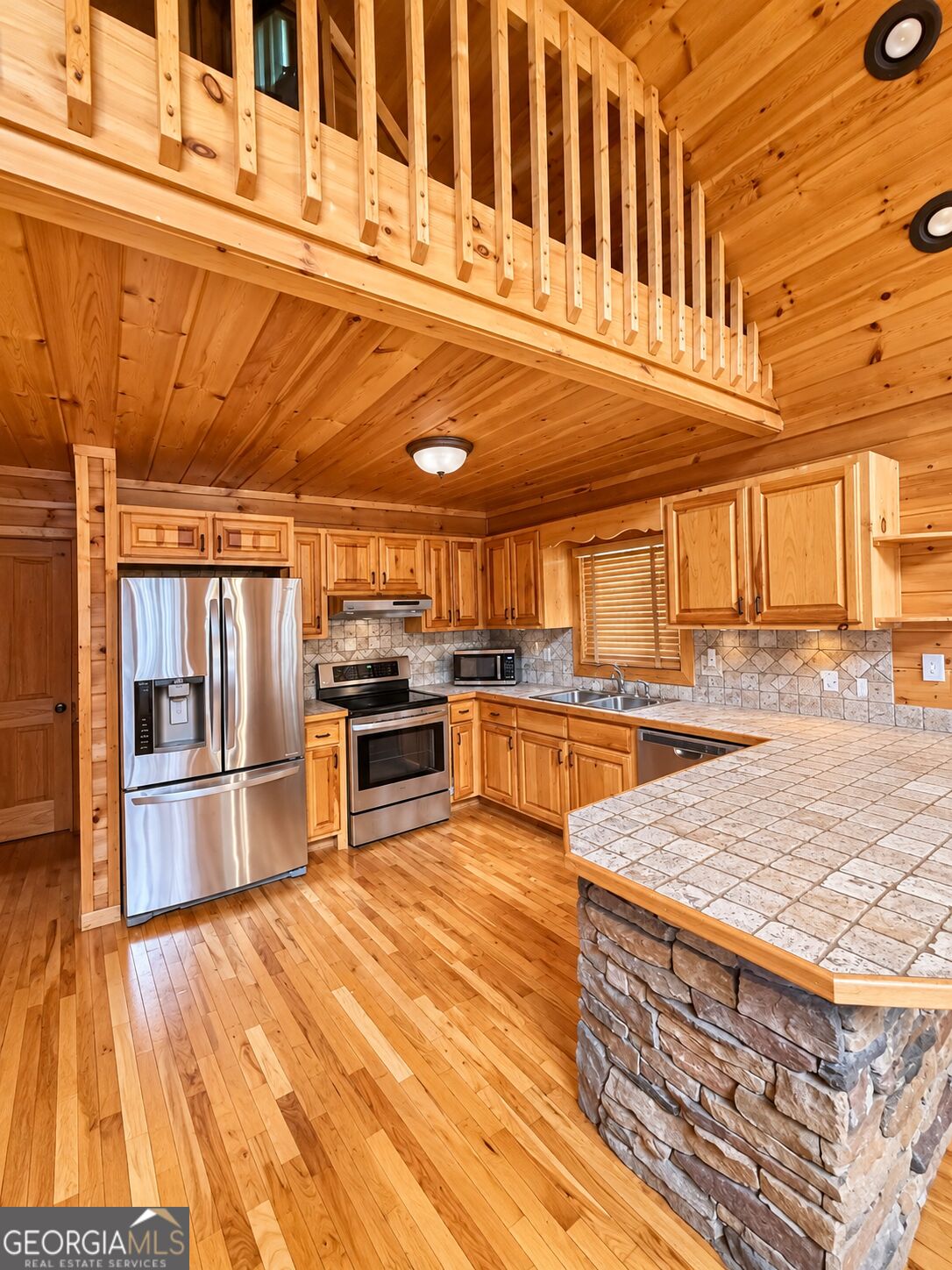 171 Oak View Road Property Photo 8