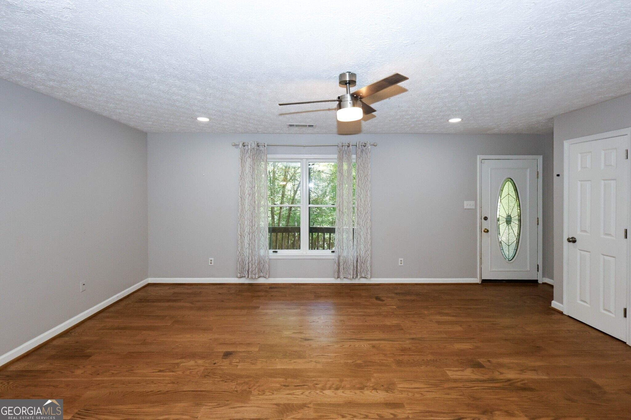 4944 Shiloh Drive Property Photo 4