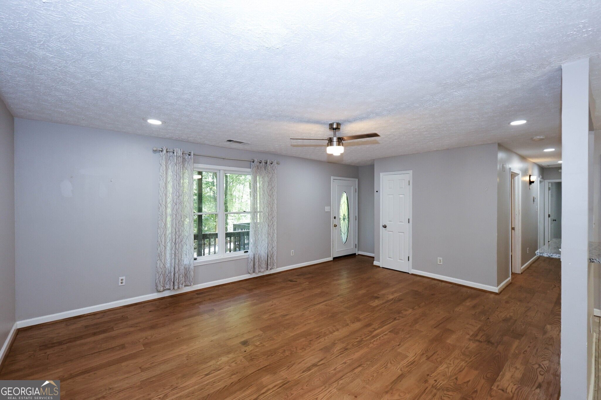 4944 Shiloh Drive Property Photo 5