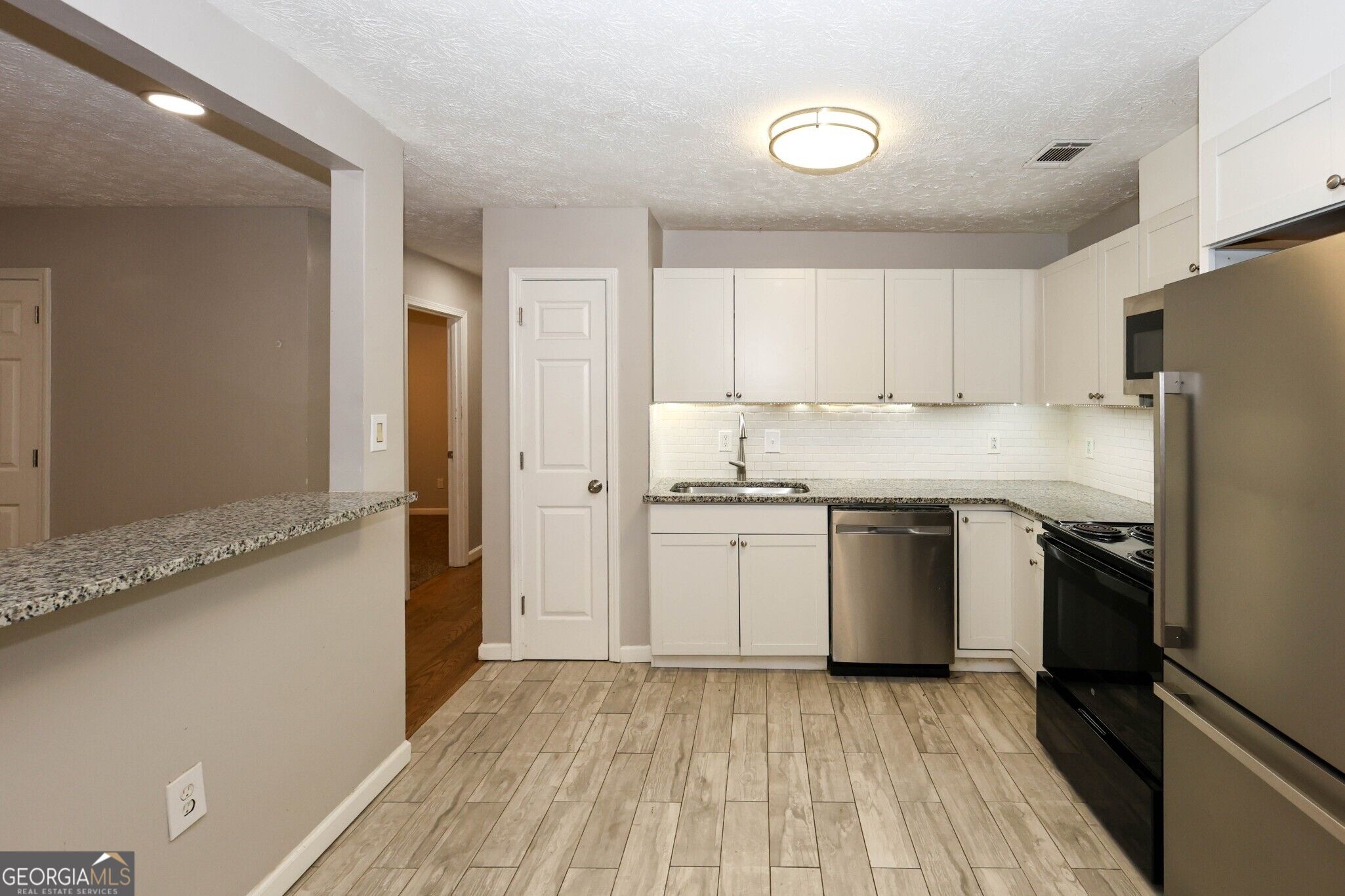 4944 Shiloh Drive Property Photo 11