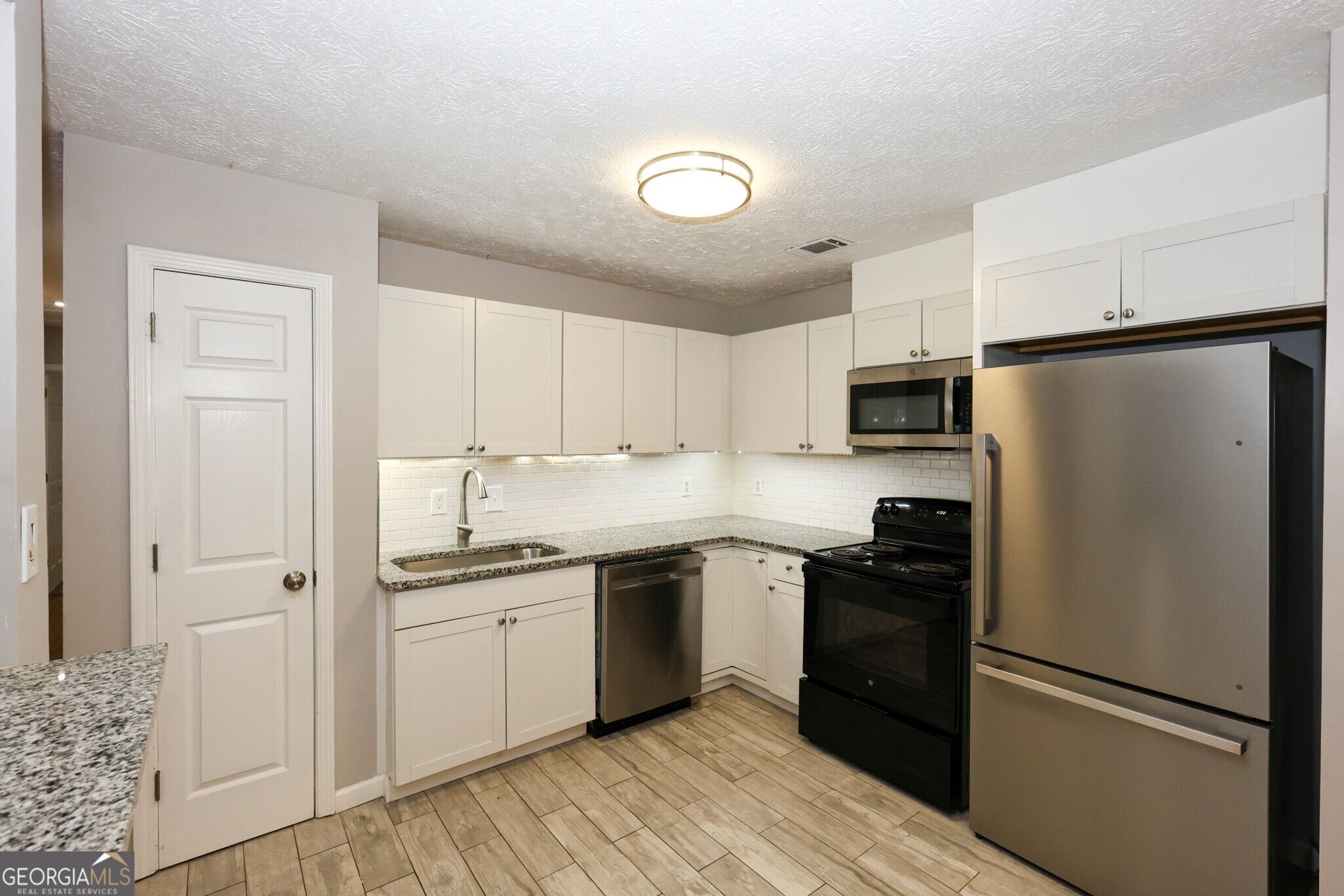 4944 Shiloh Drive Property Photo 12
