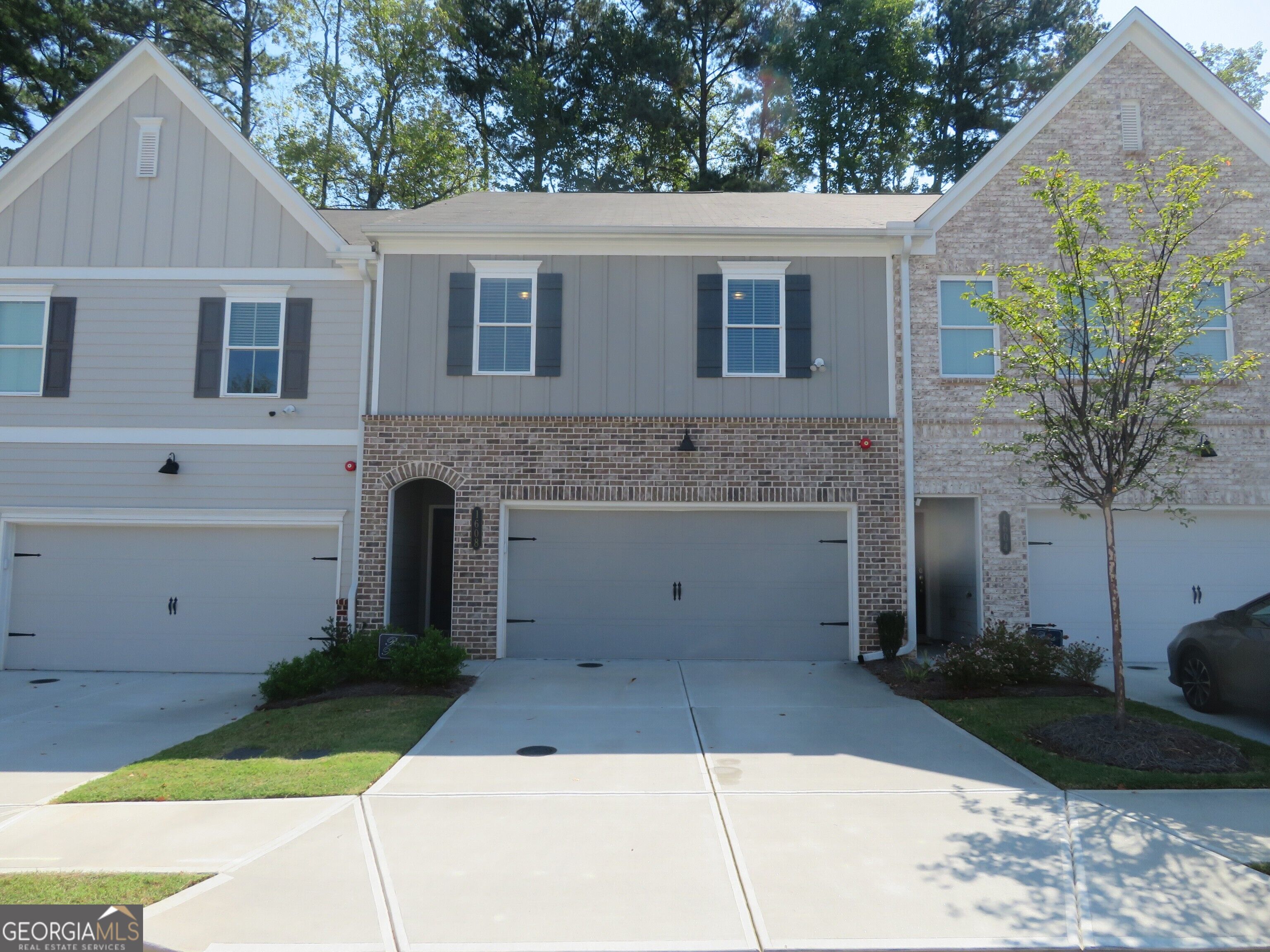 1608 Ruskin Way Property Photo 1